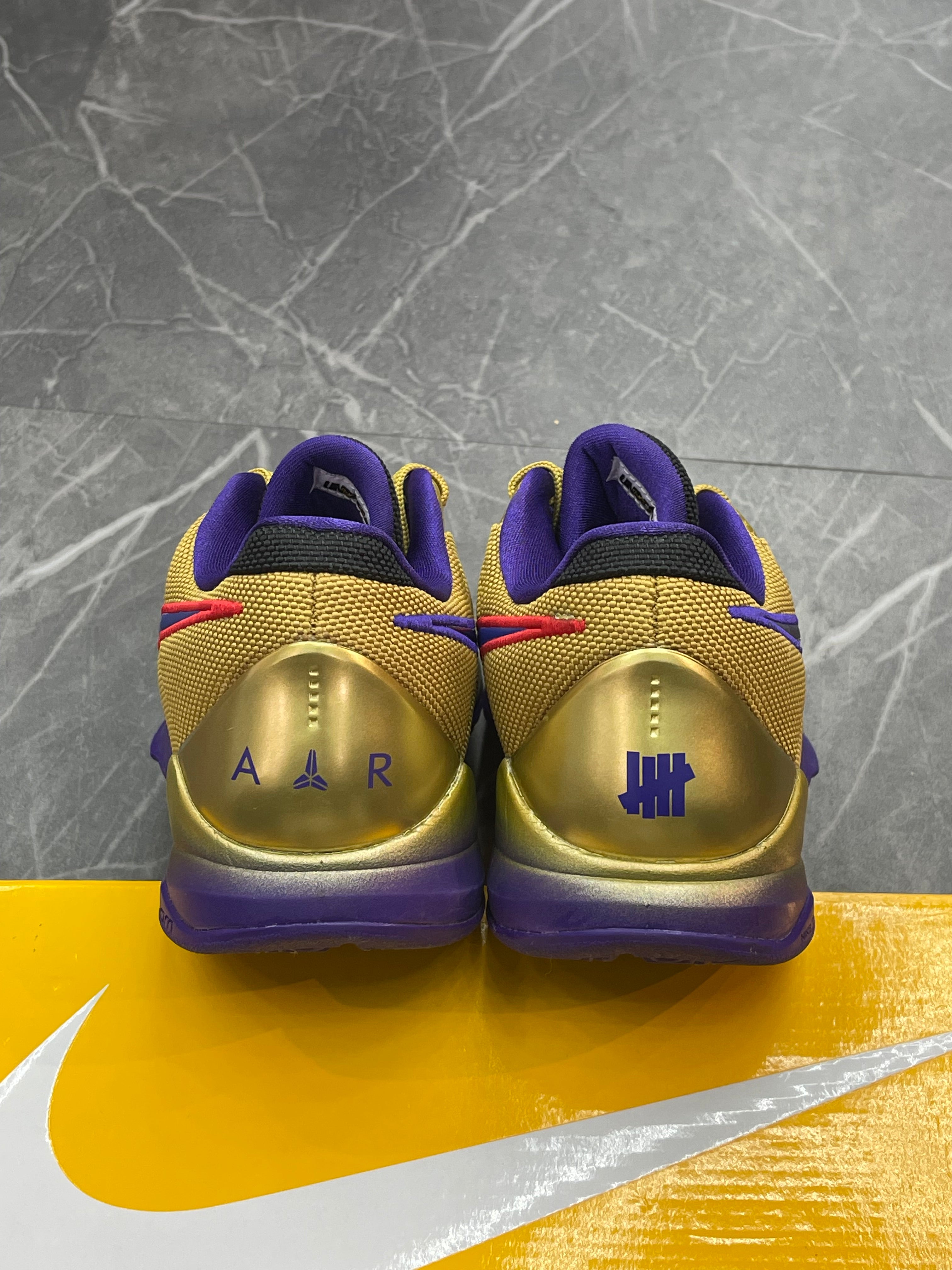 Kobe 5 Undefeated “Hall of Fame” (2021)