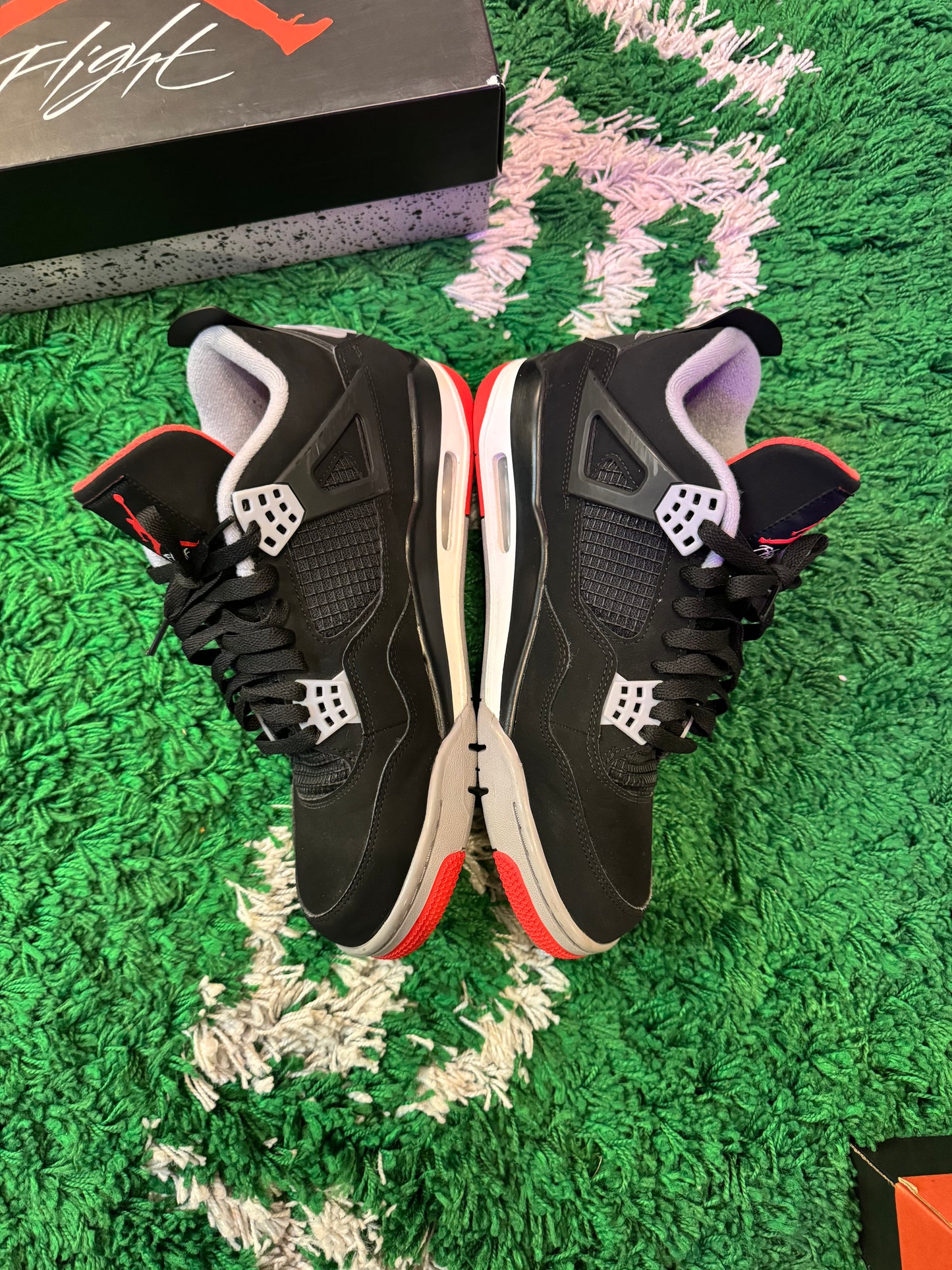 Jordan 4 “Bred” 614Sneaker