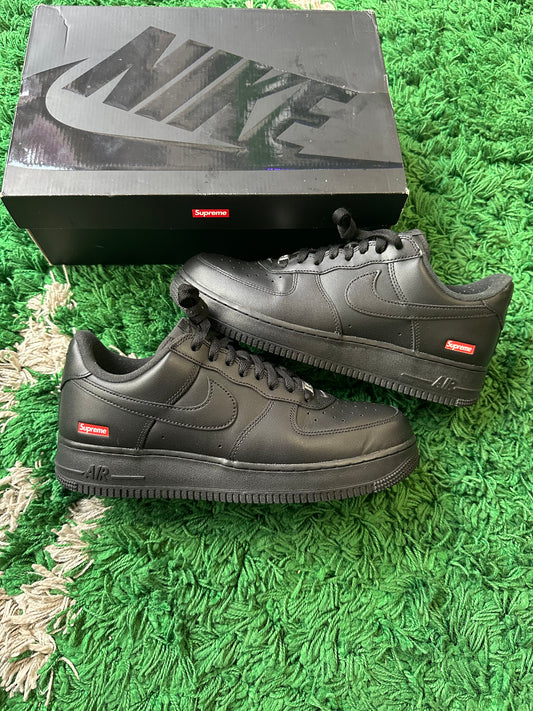 Supreme Air Force 1 Low “Black”