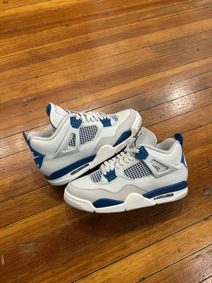 Jordan 4 “Military Blue”