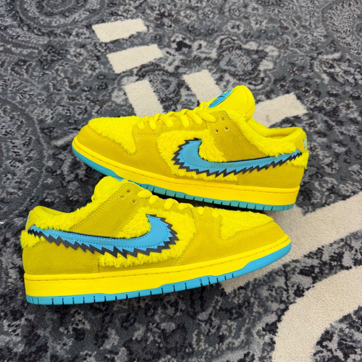 Nike SB Dunk Low Grateful Dead Bears Opti Yellow