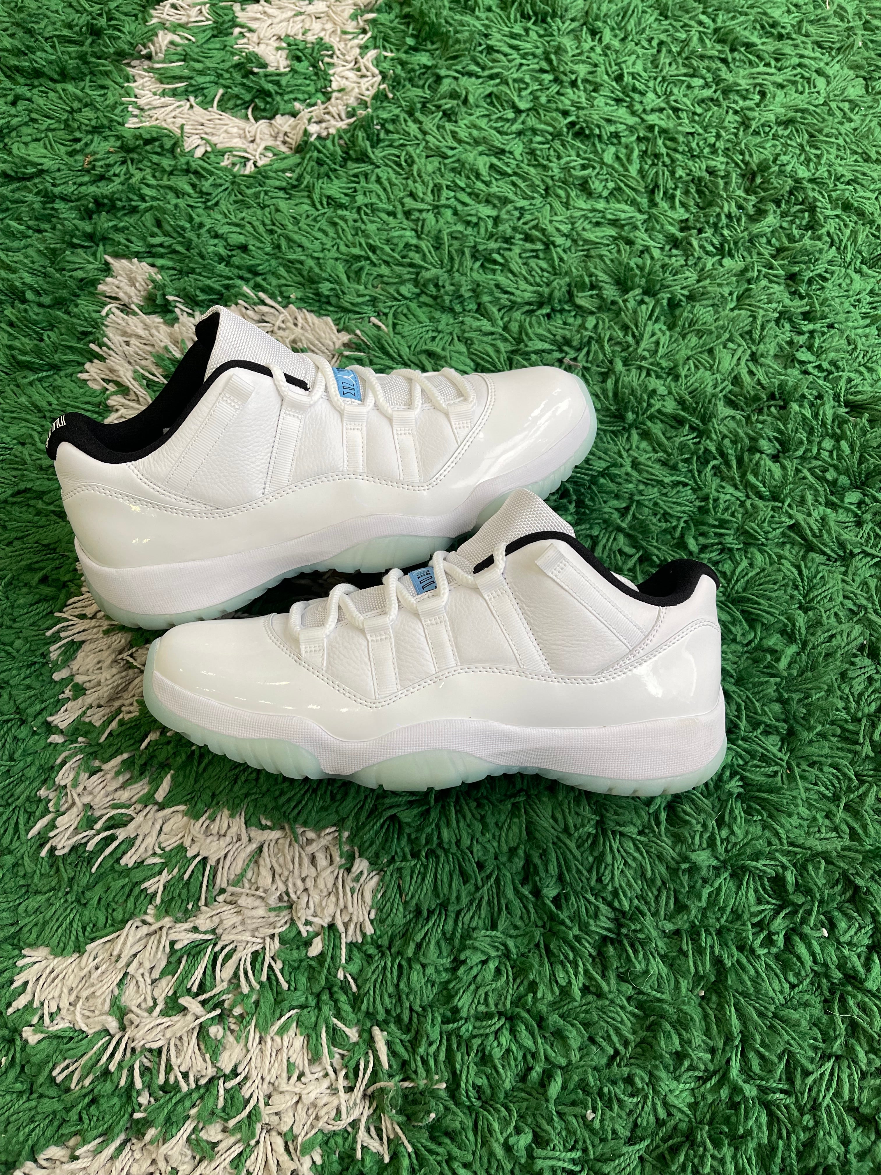 Jordan 11 Low “Legend Blue”