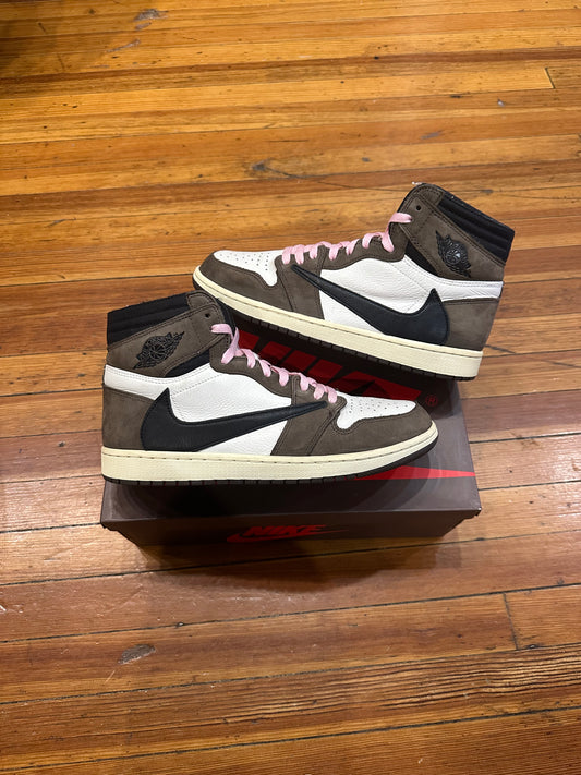 Jordan 1 High Travis Scott “Mocha”