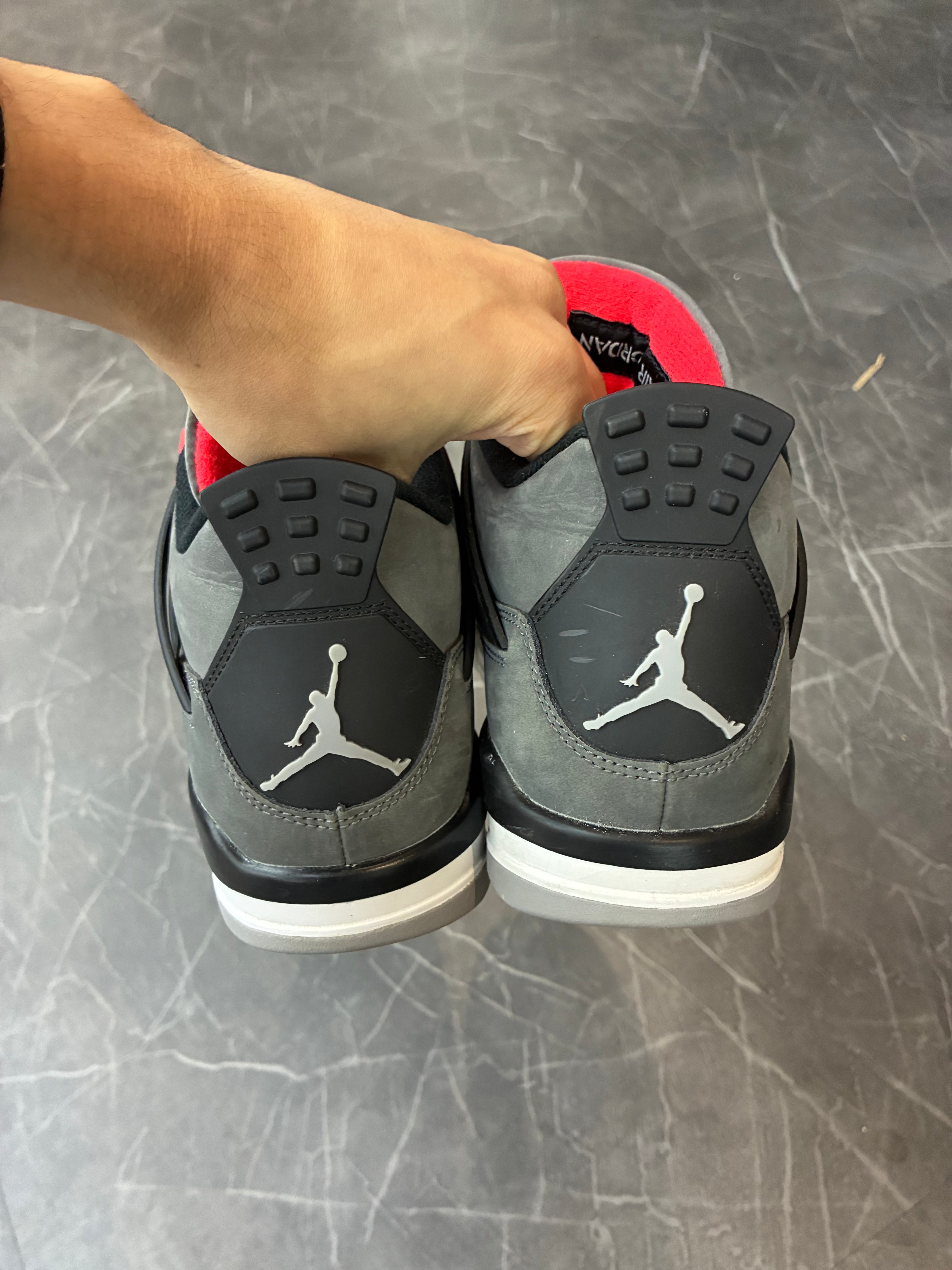 Jordan 4 “Infrared”
