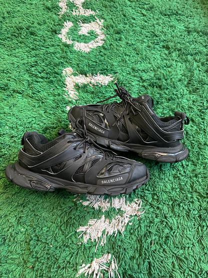 Balenciaga Track “Black”