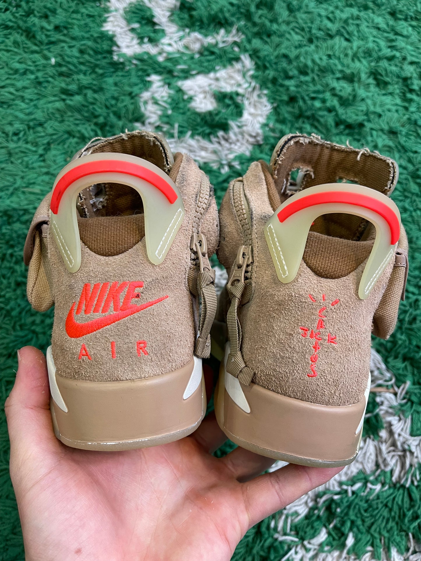 Jordan 6 x Travis Scott “British Khaki”