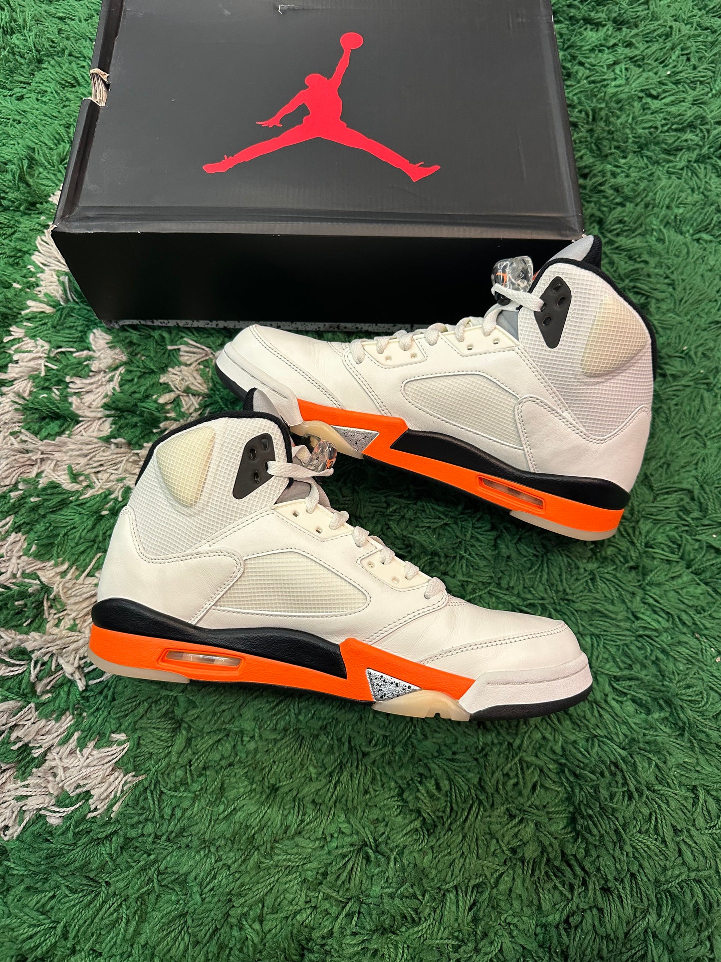Jordan 5 “Shattered Backboard”