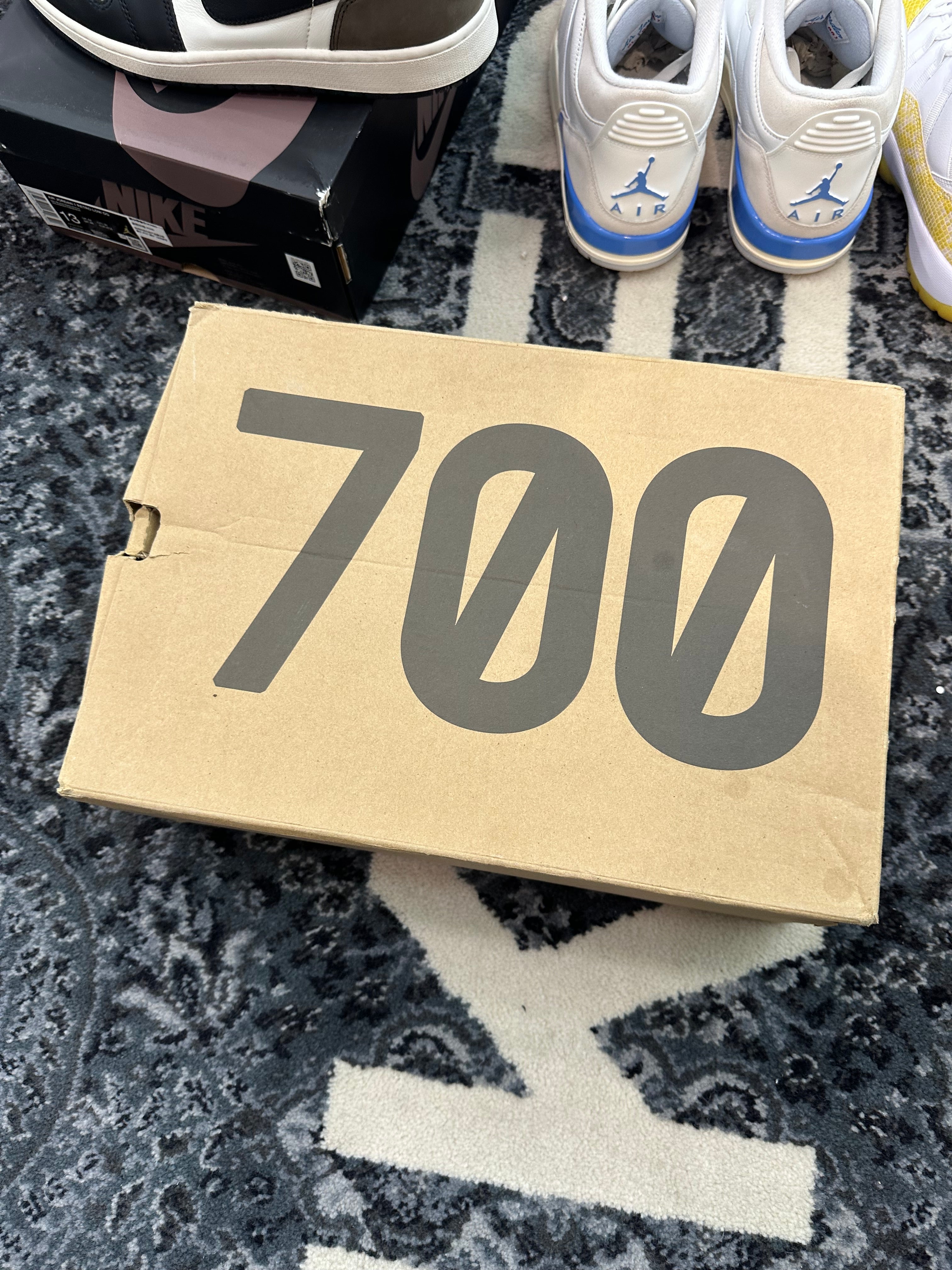 Yeezy 700 “Dark Glow”