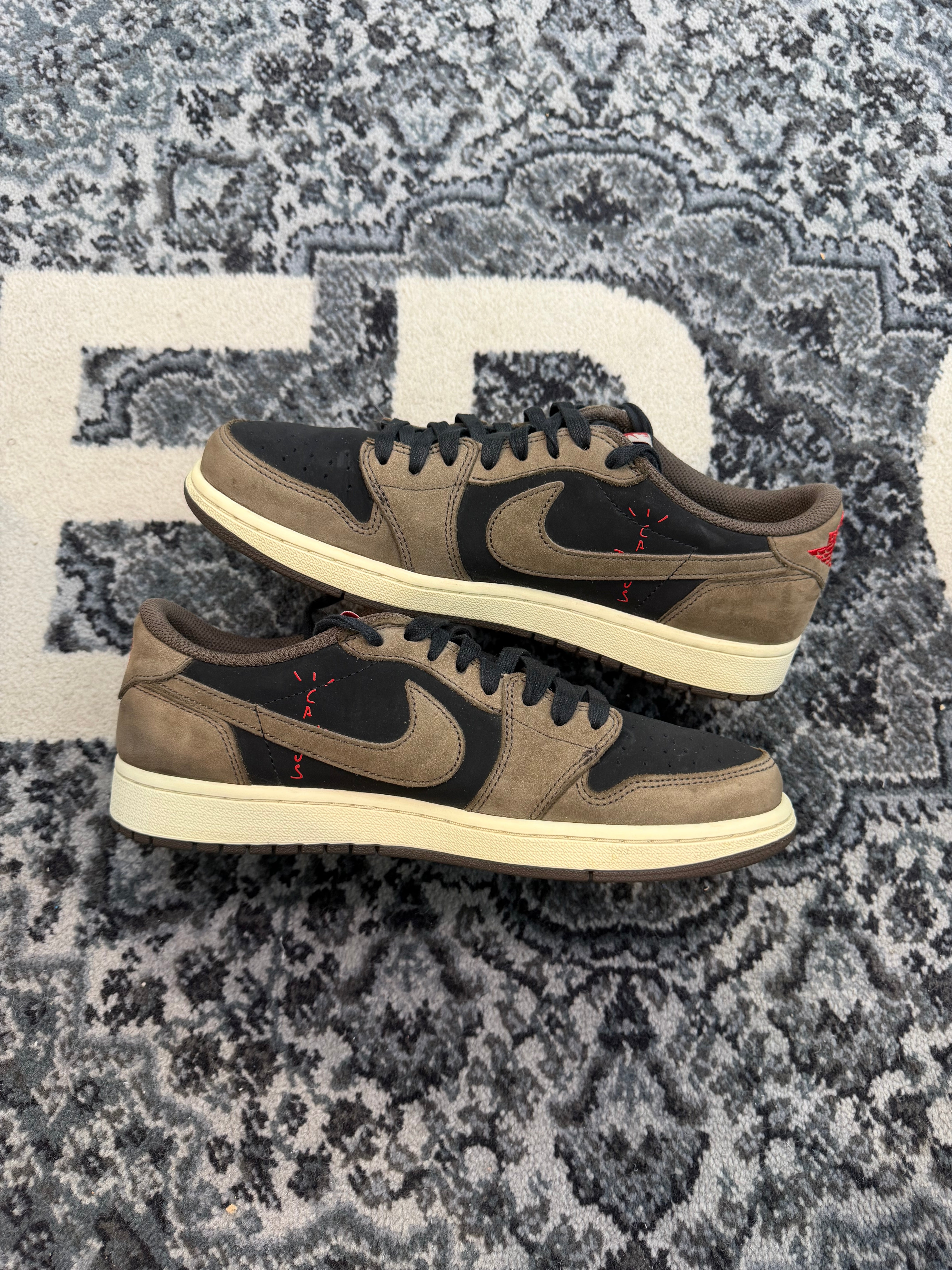 Jordan 1 Low Travis Scott Low “Mocha”
