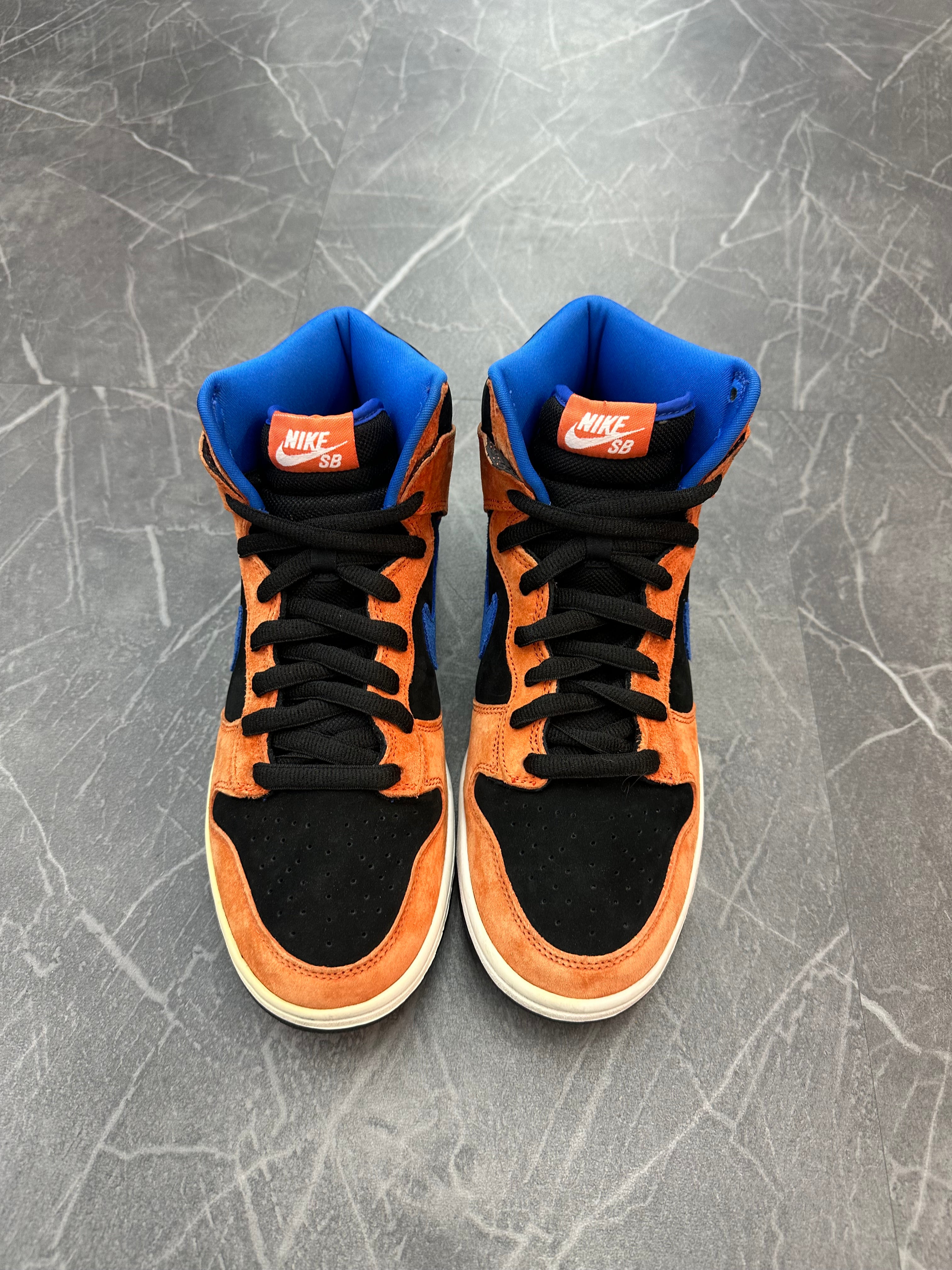 Nike SB Dunk High “Knicks” (2010)