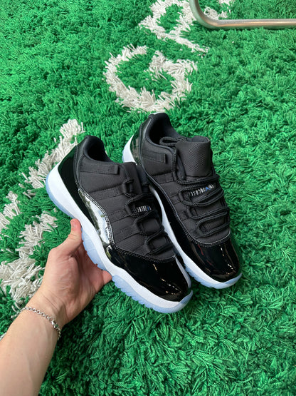 Jordan 11 Low “Space Jam”