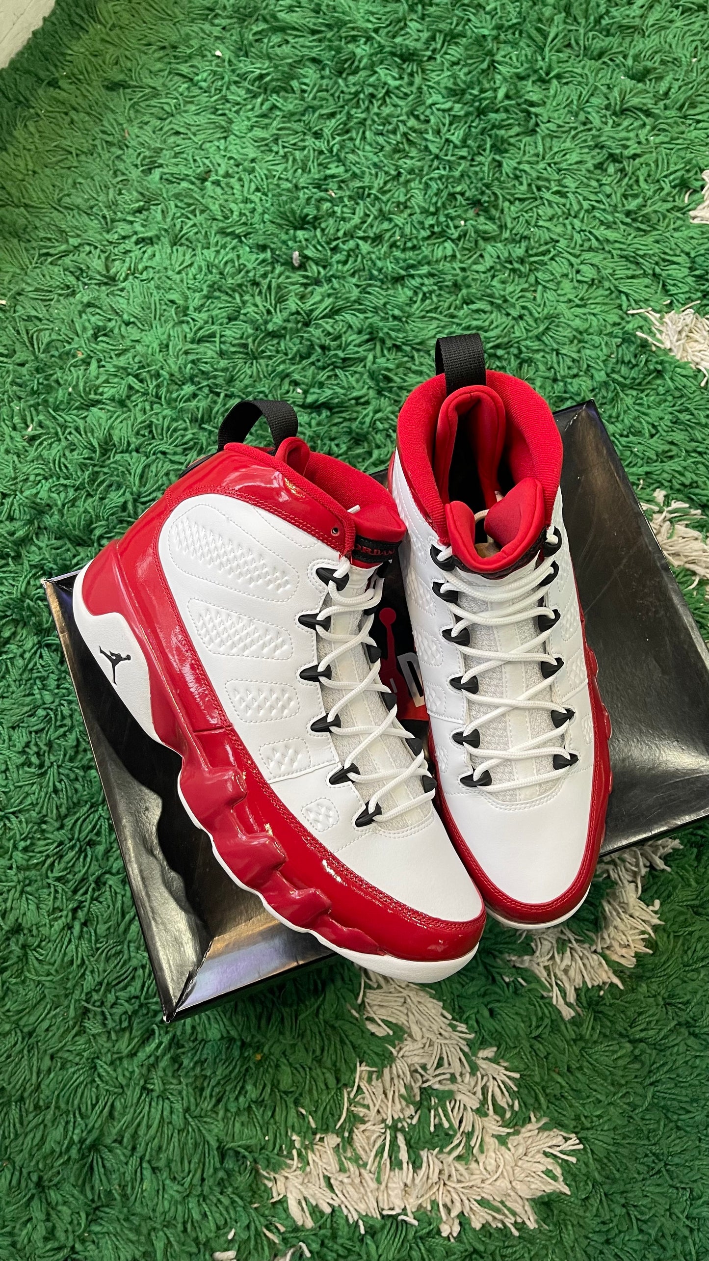 Jordan 9 “White Gym Red”