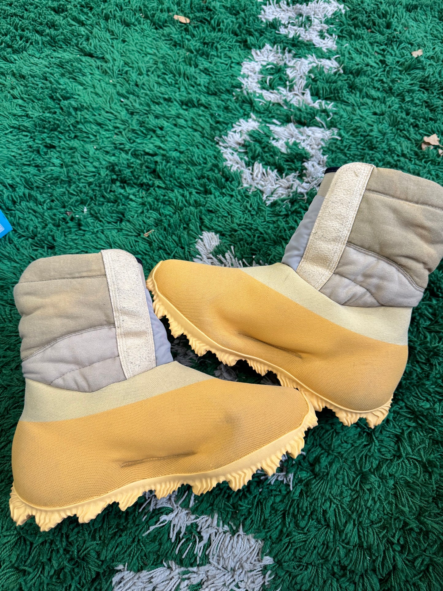 Yeezy Knit RNR Boot “Sulfur”