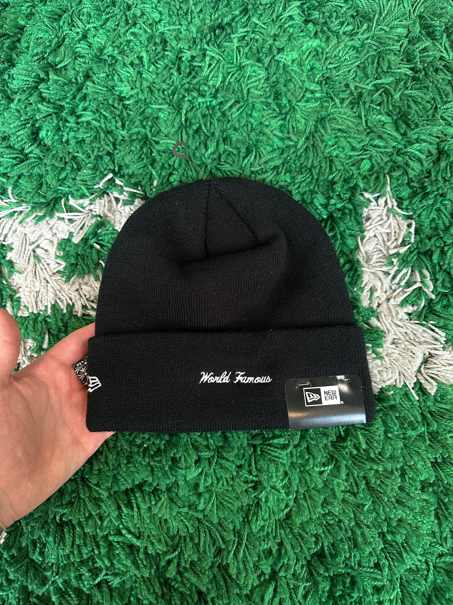 Supreme Beanie “Black / Red Box Logo”