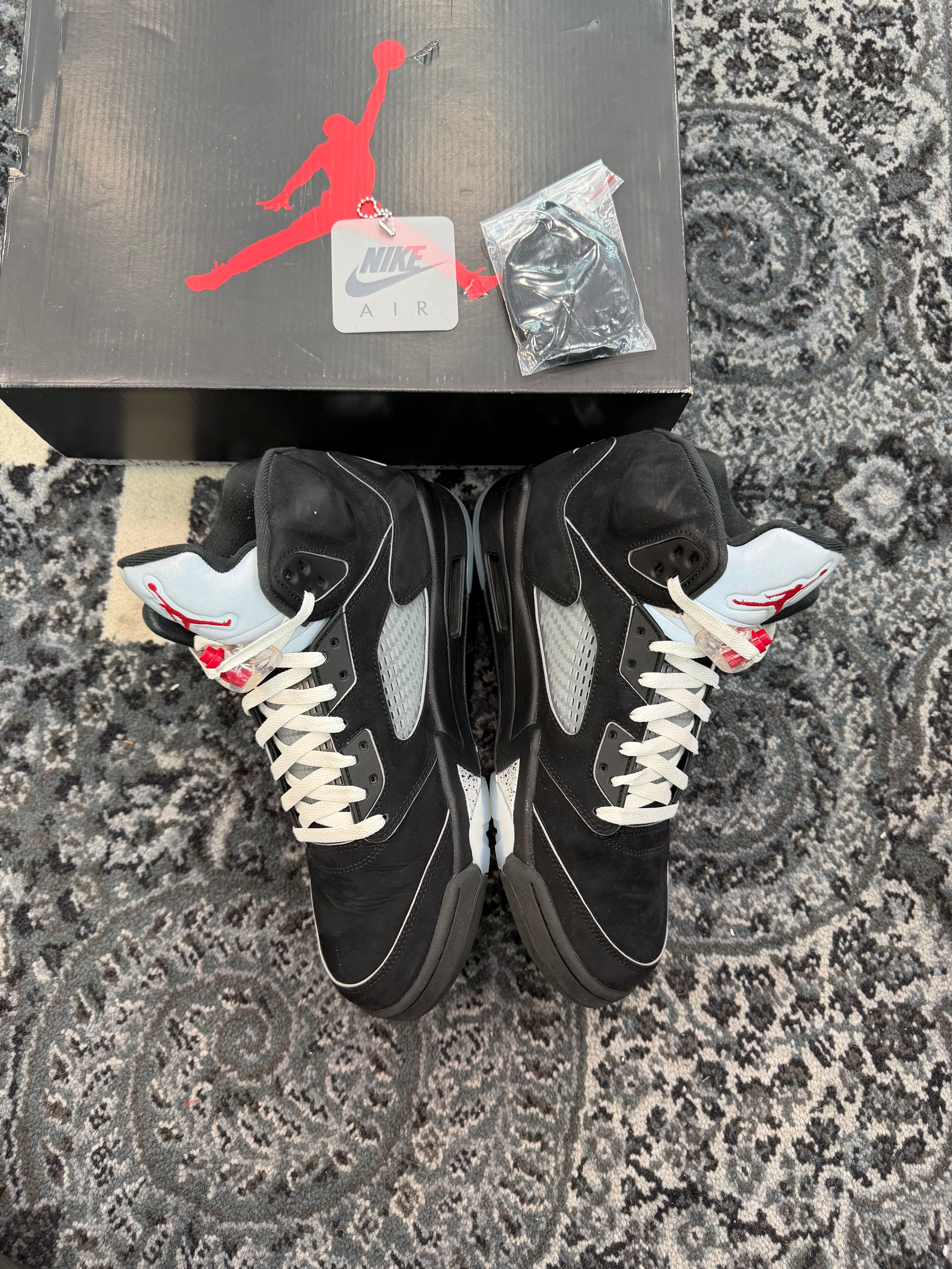 Jordan 5 “Black Metallic Reimagined”