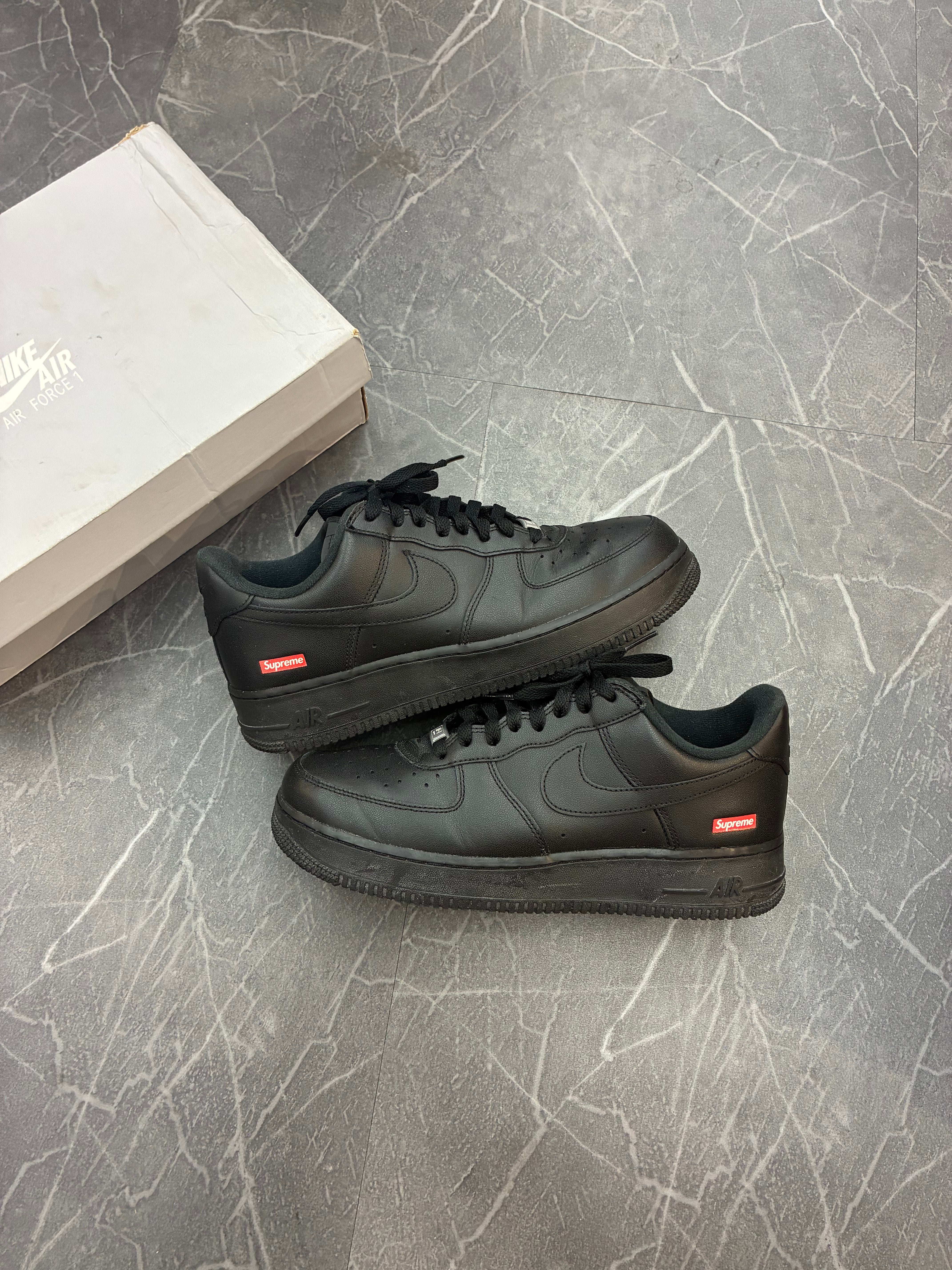 Supreme Air Force 1 Low “Black”