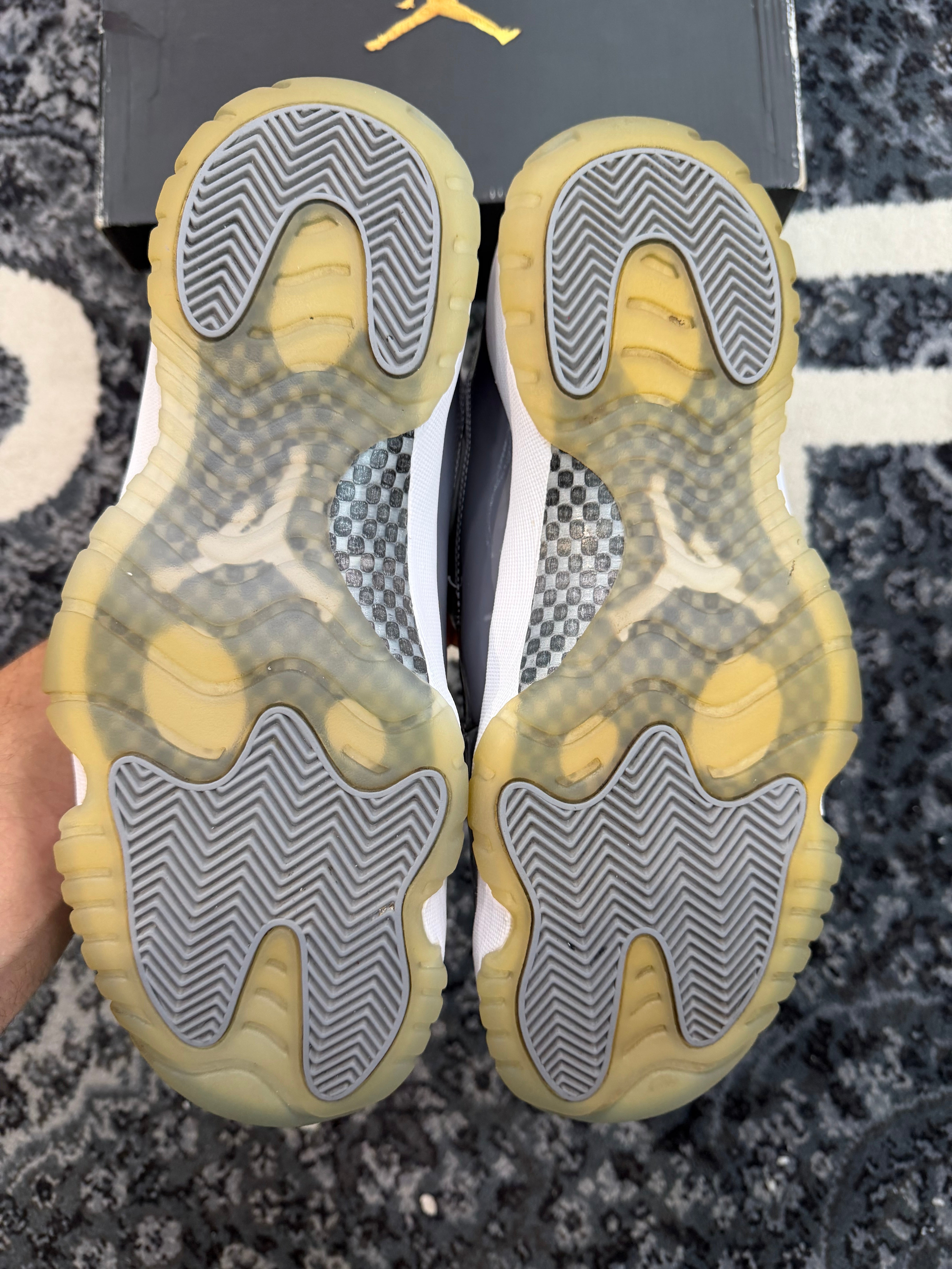Jordan 11 Low “Cool Grey”