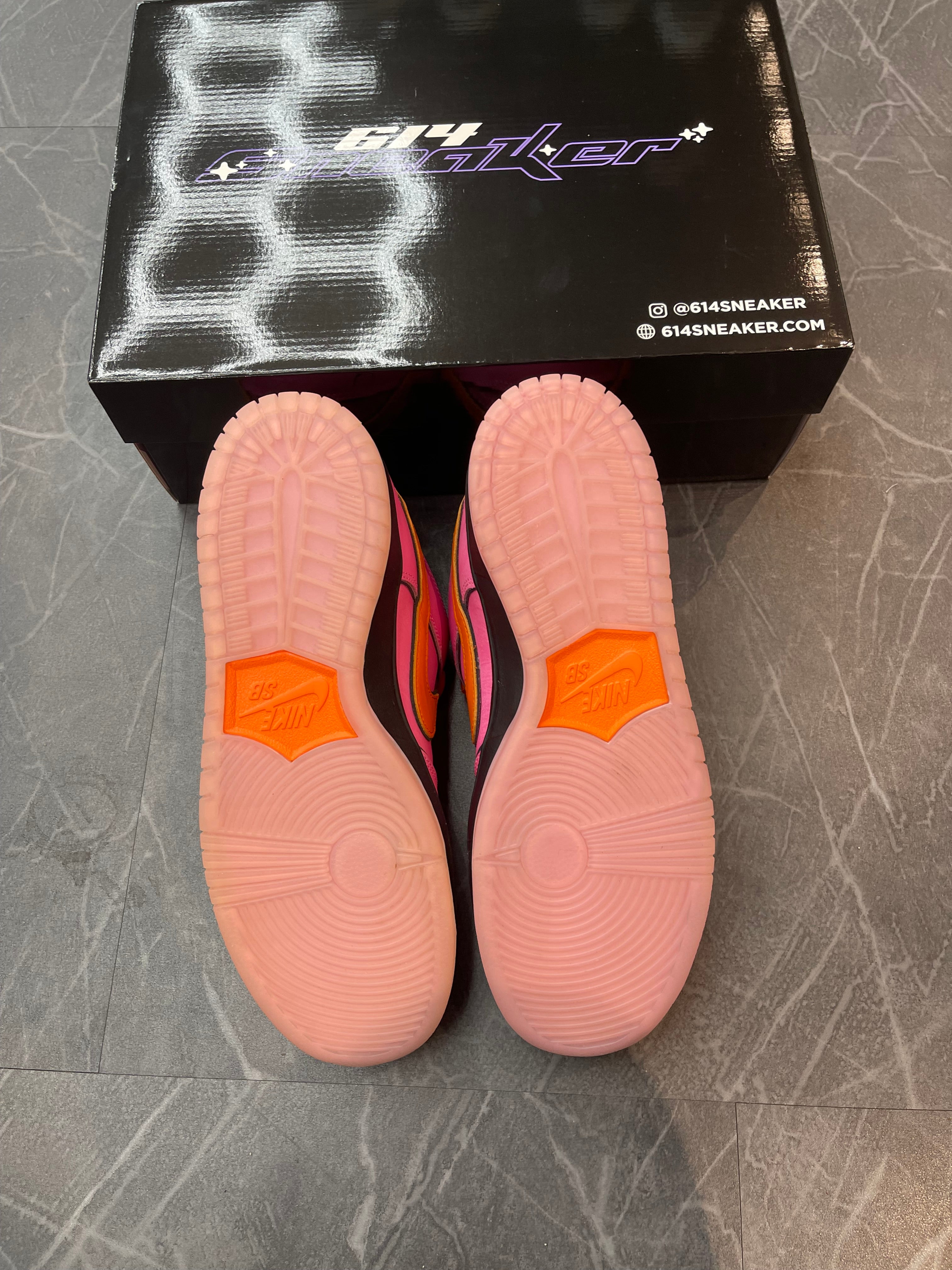 Nike Dunk SB “Power Puff Blossom”