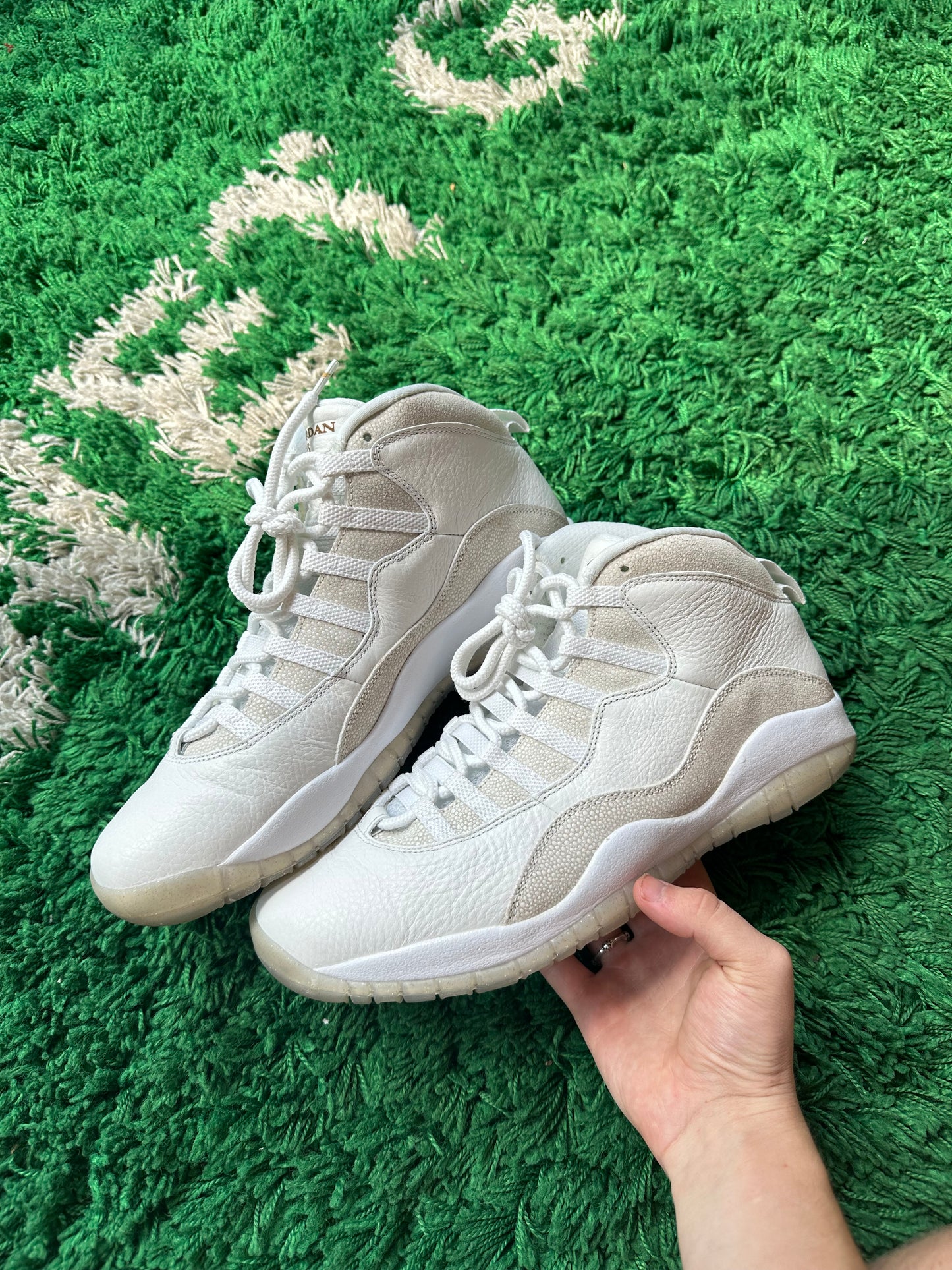 Jordan 10 x OVO “White”