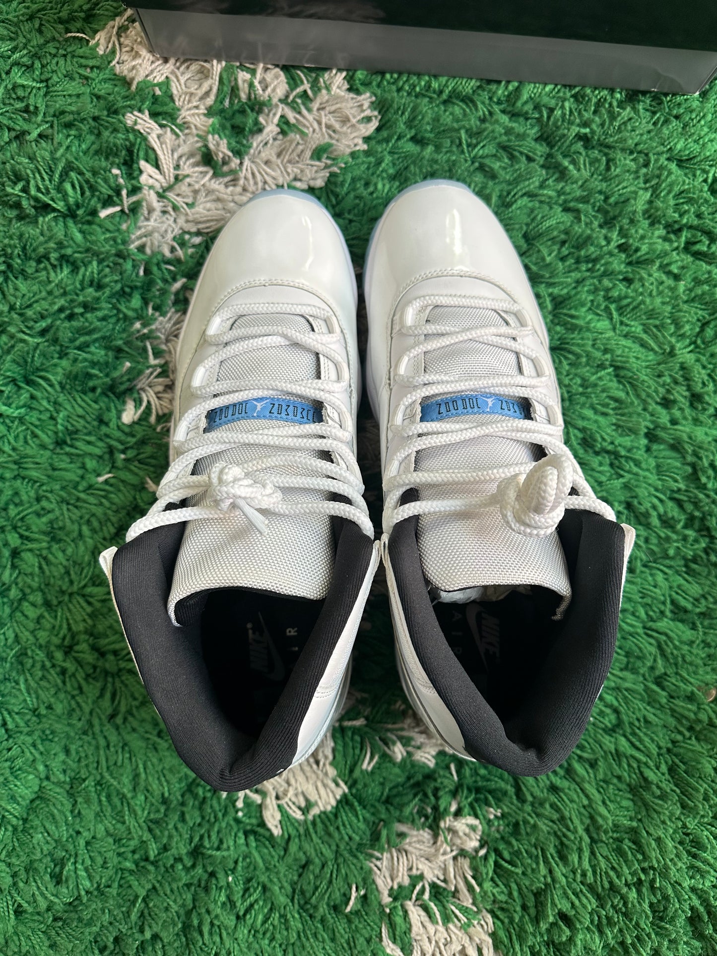 Jordan 11 “Legend Blue”