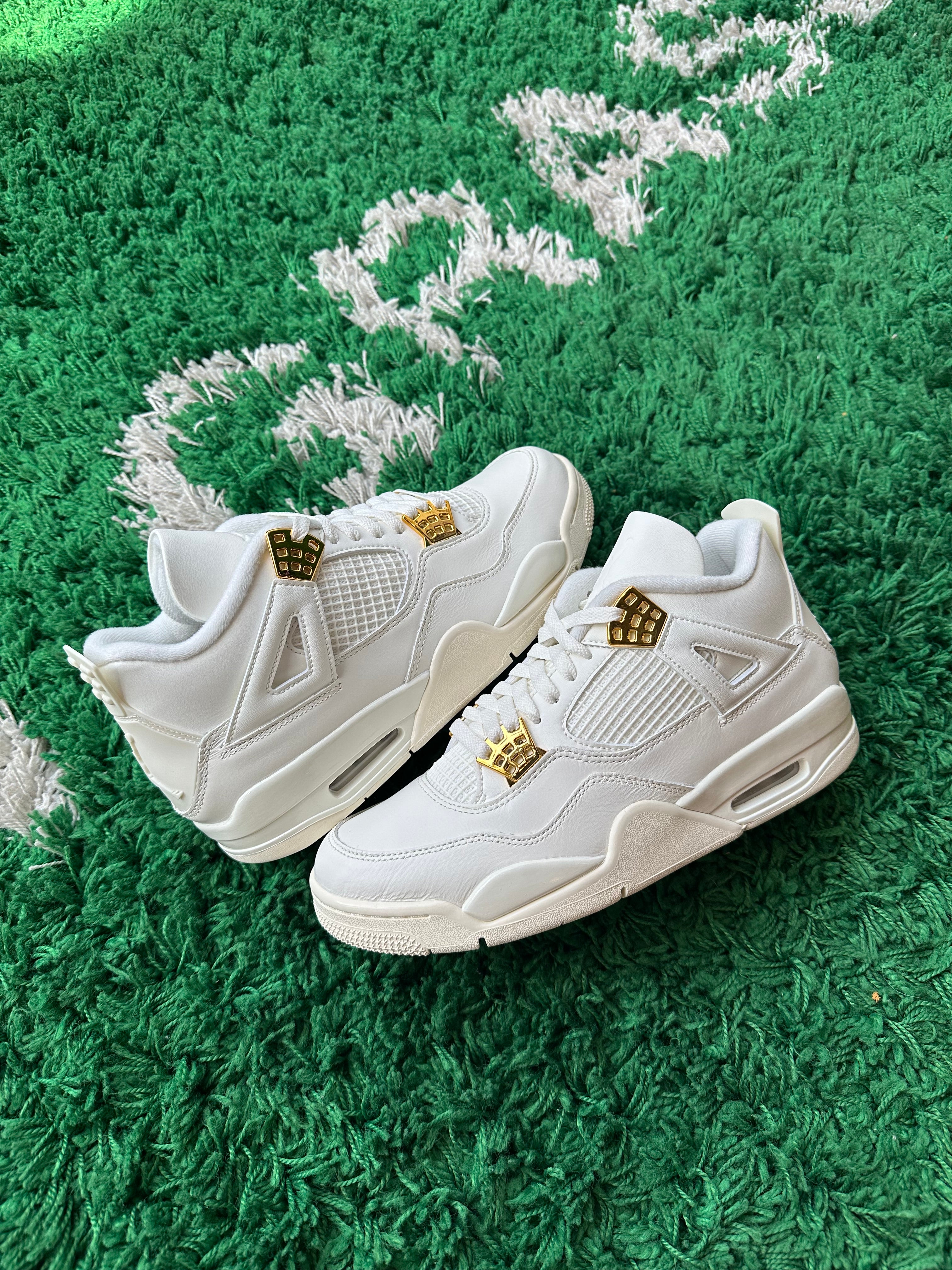 Jordan 4 “Metallic Gold”