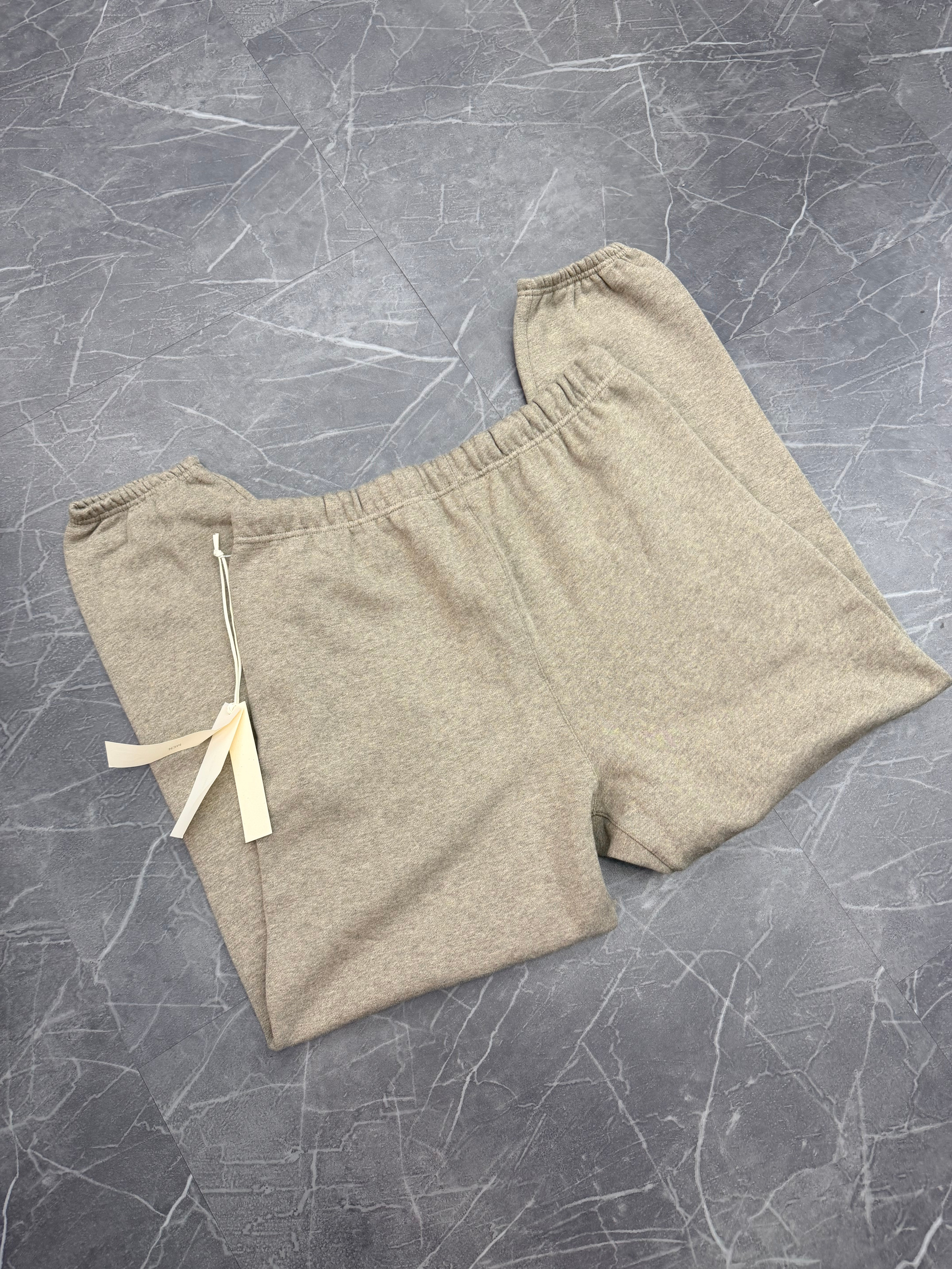 Essentials Sweatpants “Dark Oatmeal”