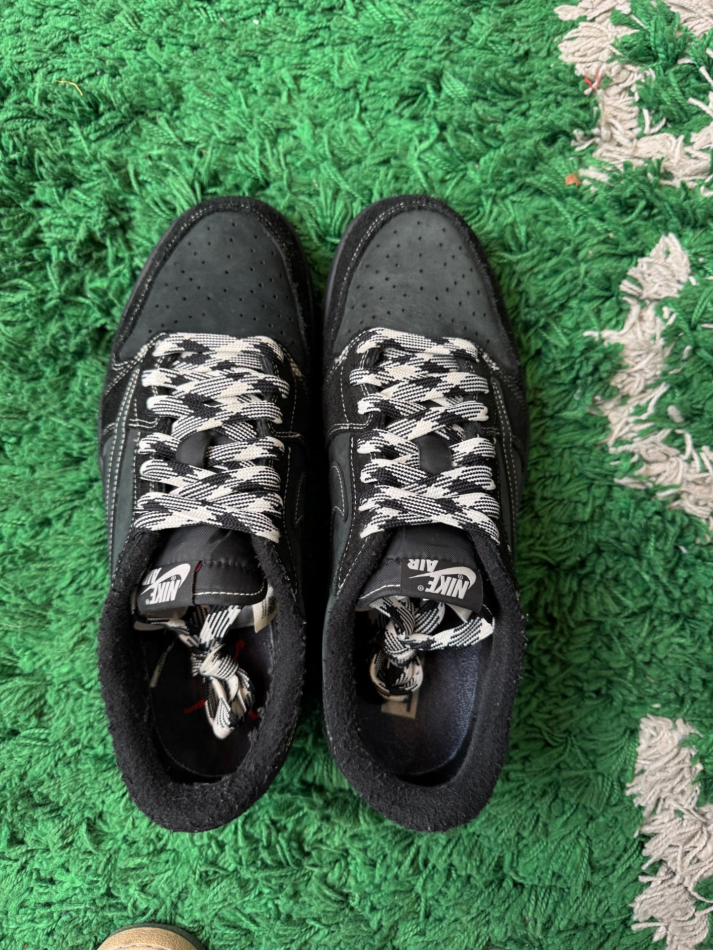 Jordan 1 Low x Travis Scott “Phantom”