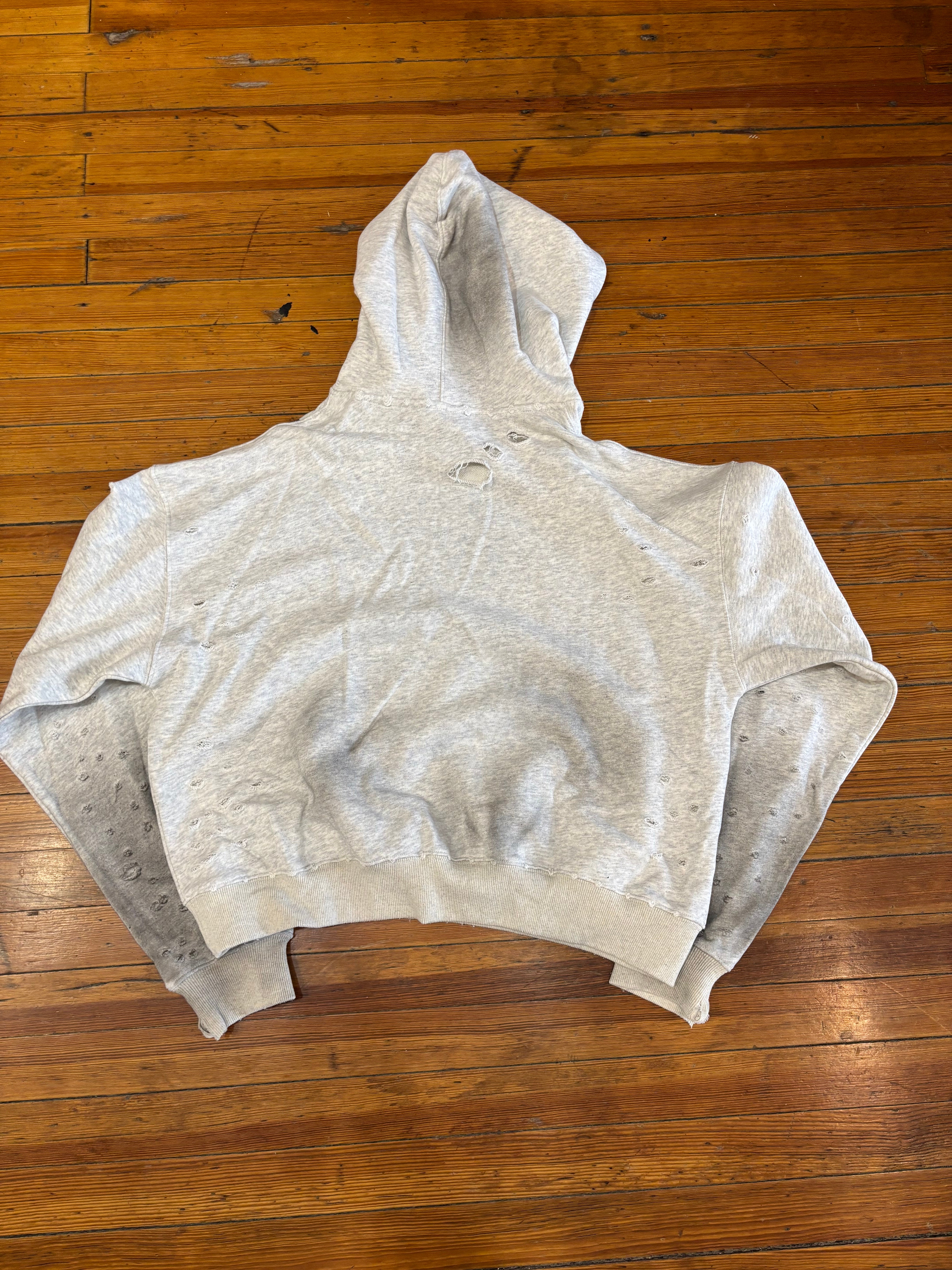 Vale Forever Big Chain Pull Over “White”