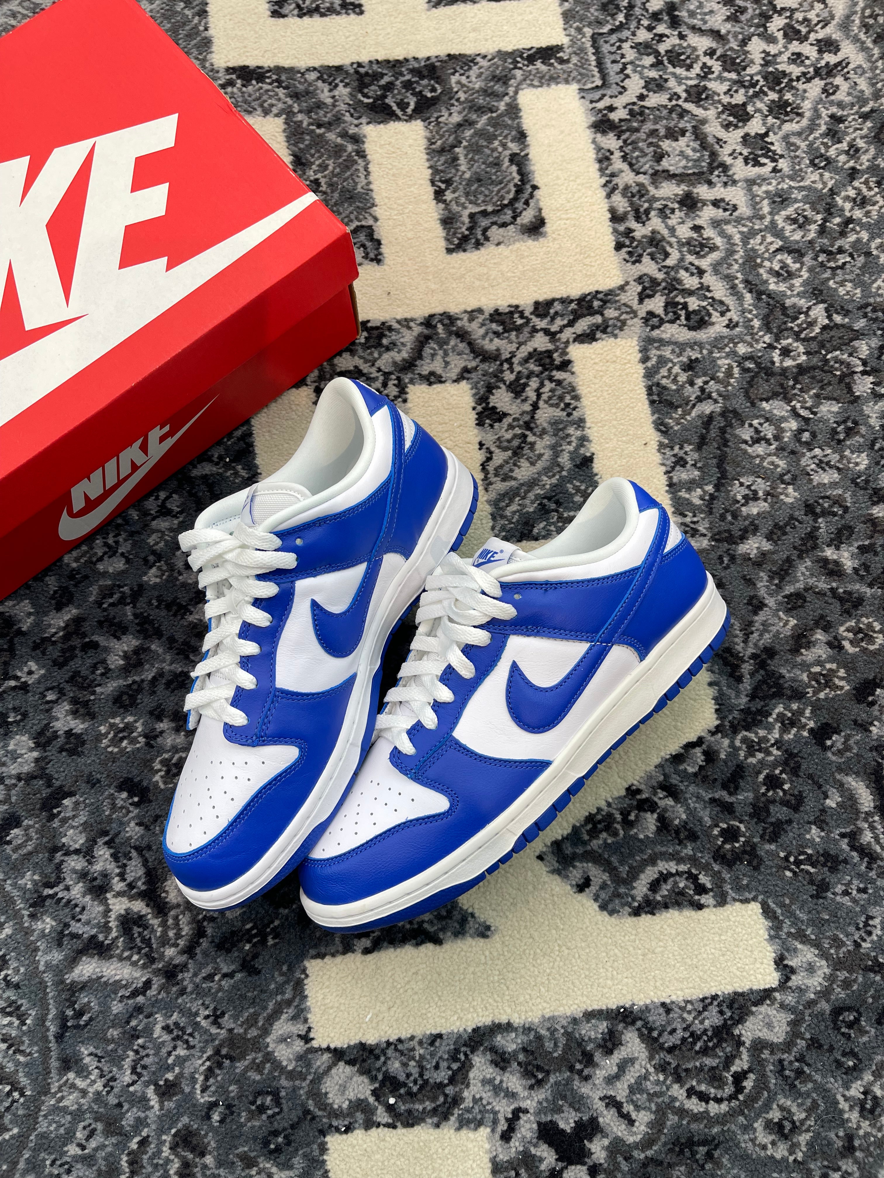 kentucky dunks white laces