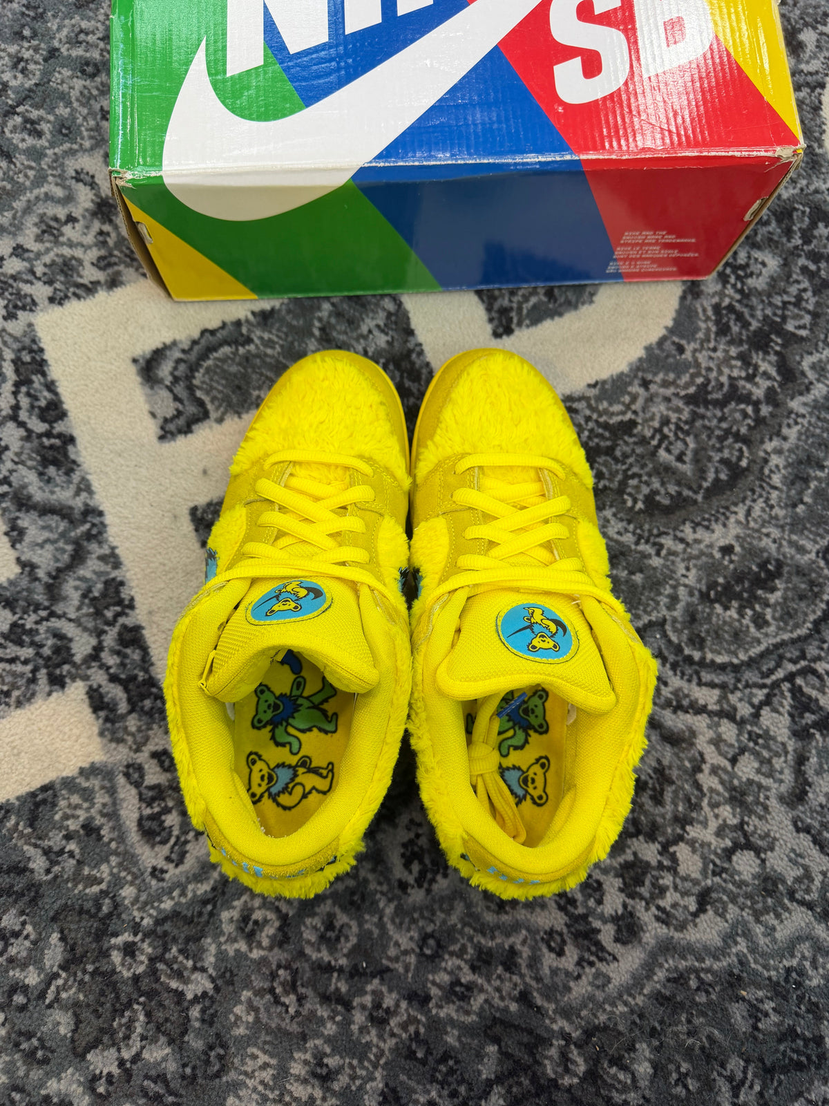 Nike SB Dunk Low Grateful Dead “Opti Yellow” (Size 9.5) (Lightly Worn) - Image 3