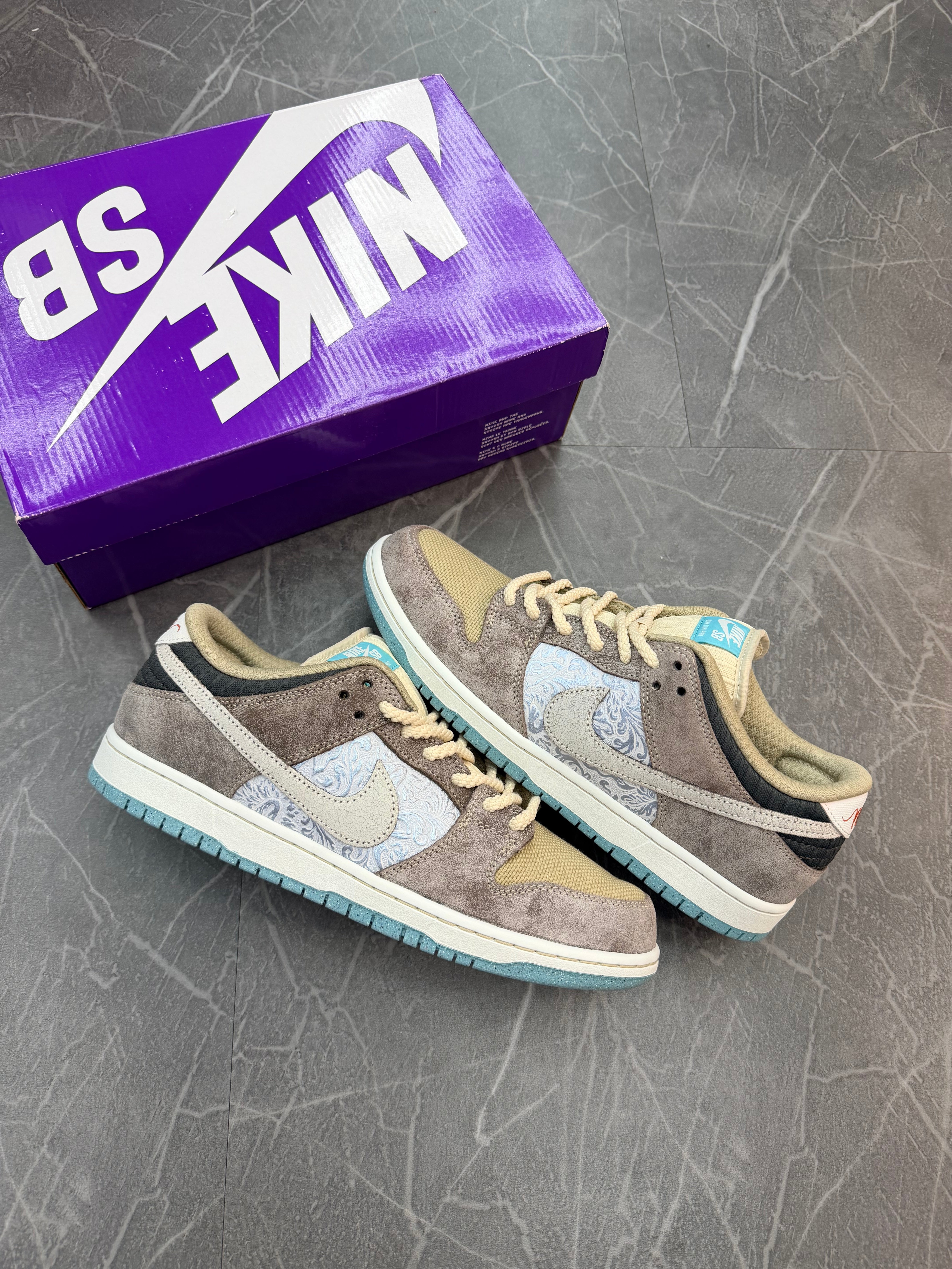 Nike SB Dunk Low “Big Money Savings”