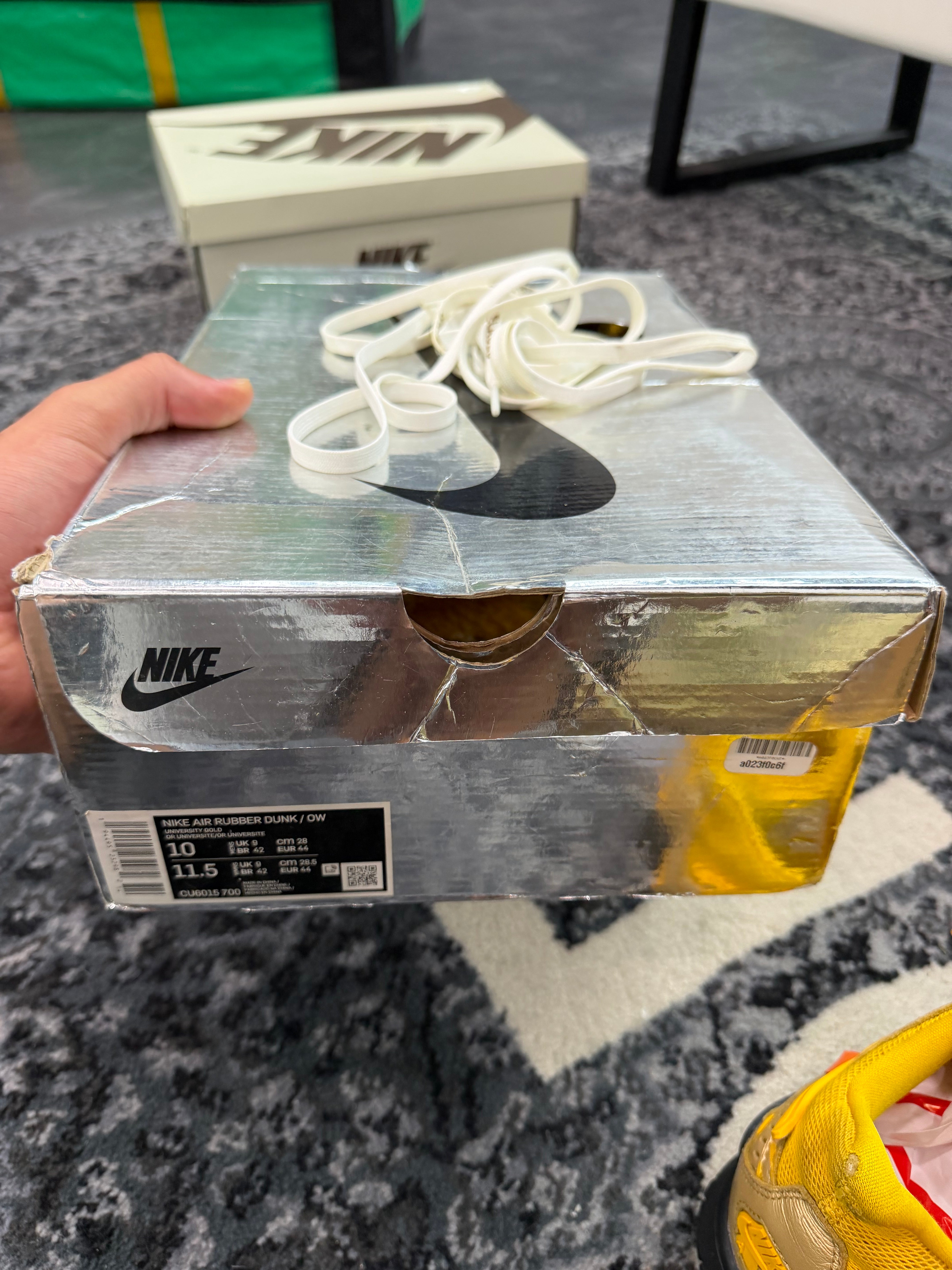 Nike x Off White Rubber Dunk Low “University Gold”
