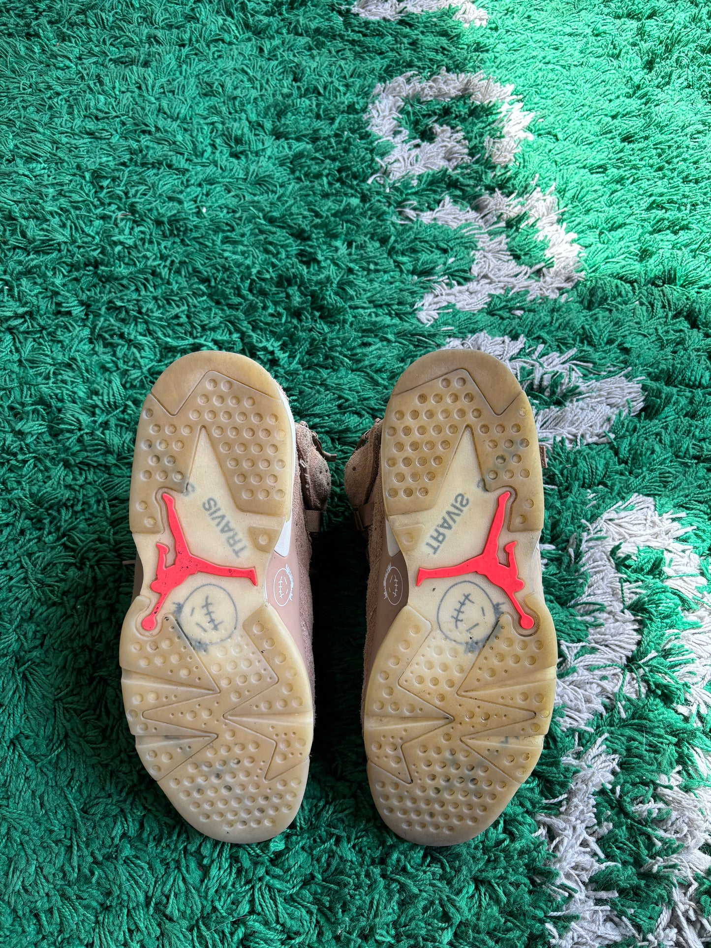 Travis Scott Jordan 6 “British Khaki”