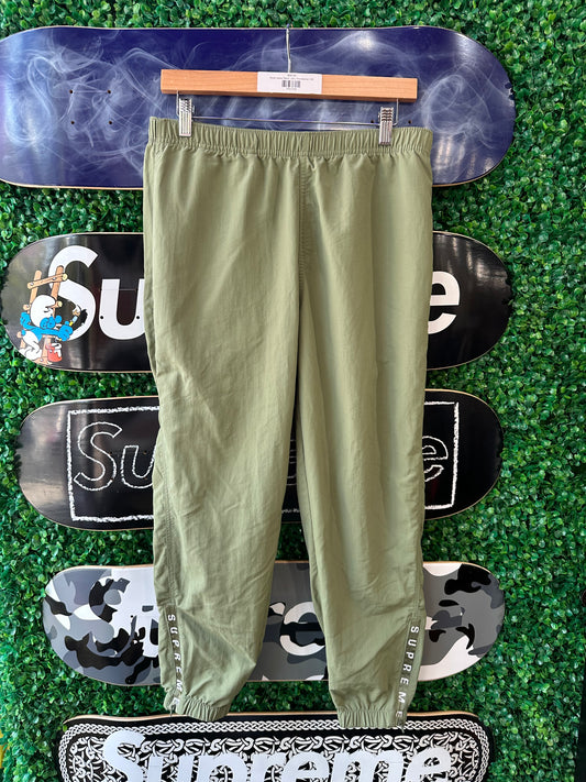 Supreme Jogger Pants “Olive Green”
