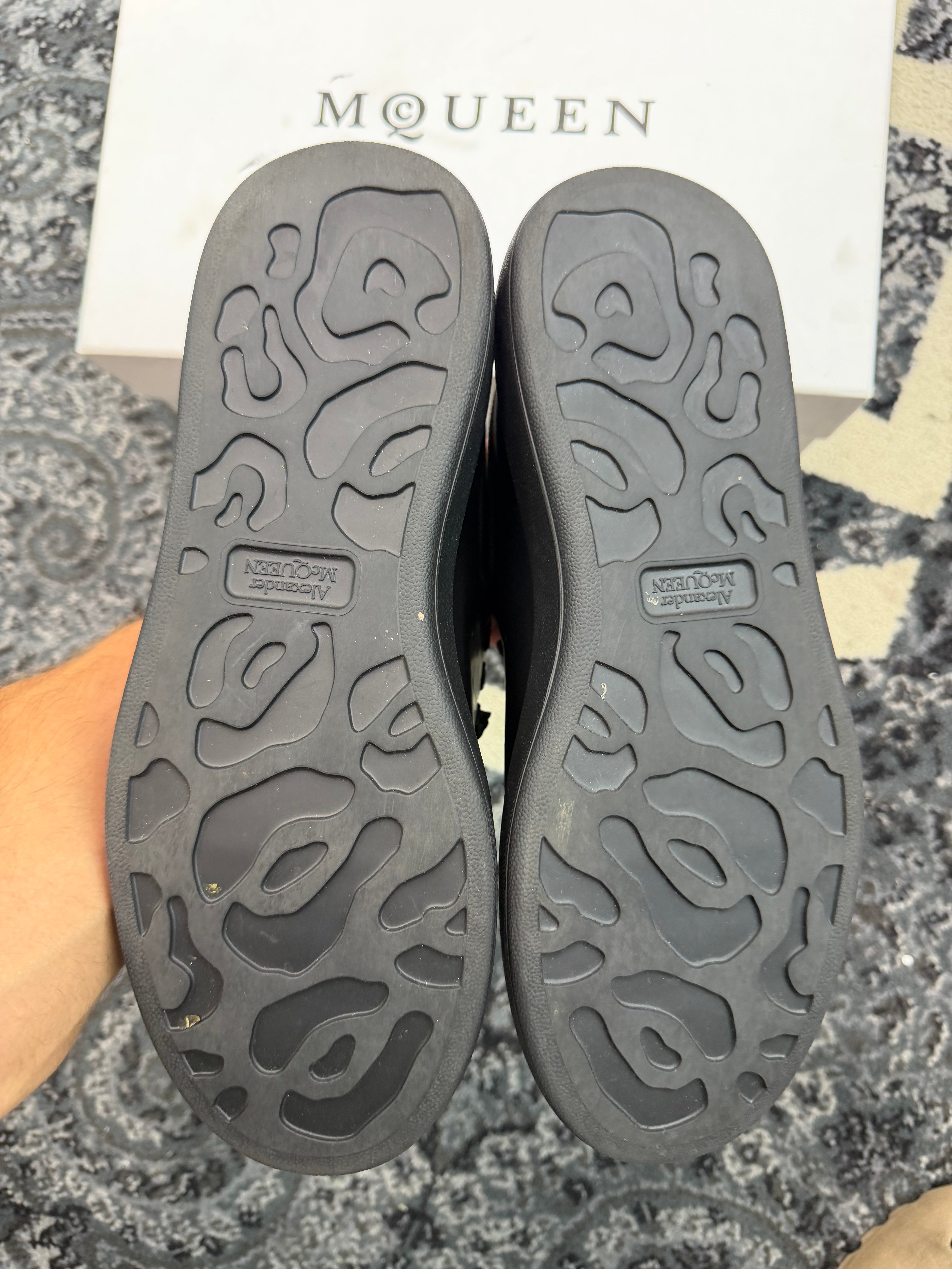 Alexander Mcqueen Sneaker Low “All Black”