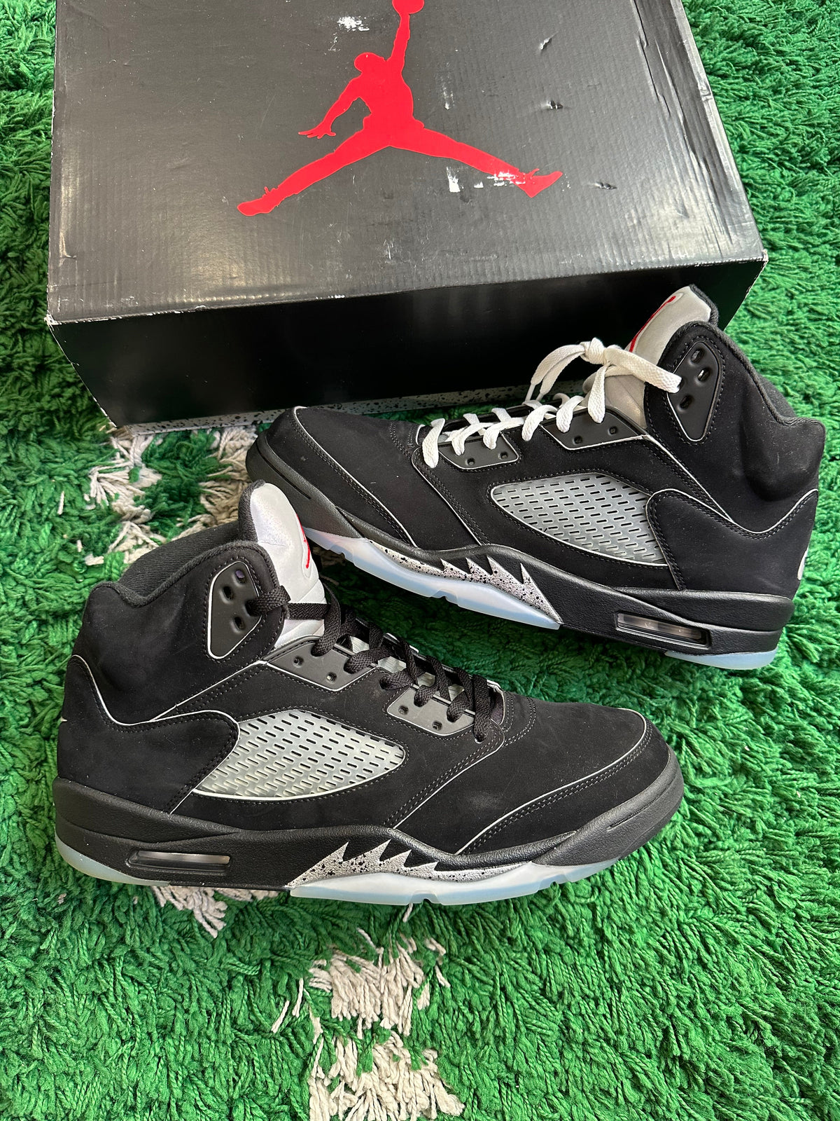 Jordan 5 “Black Metallic Reimagined” (Size 14) (Lightly Worn) - Image 1