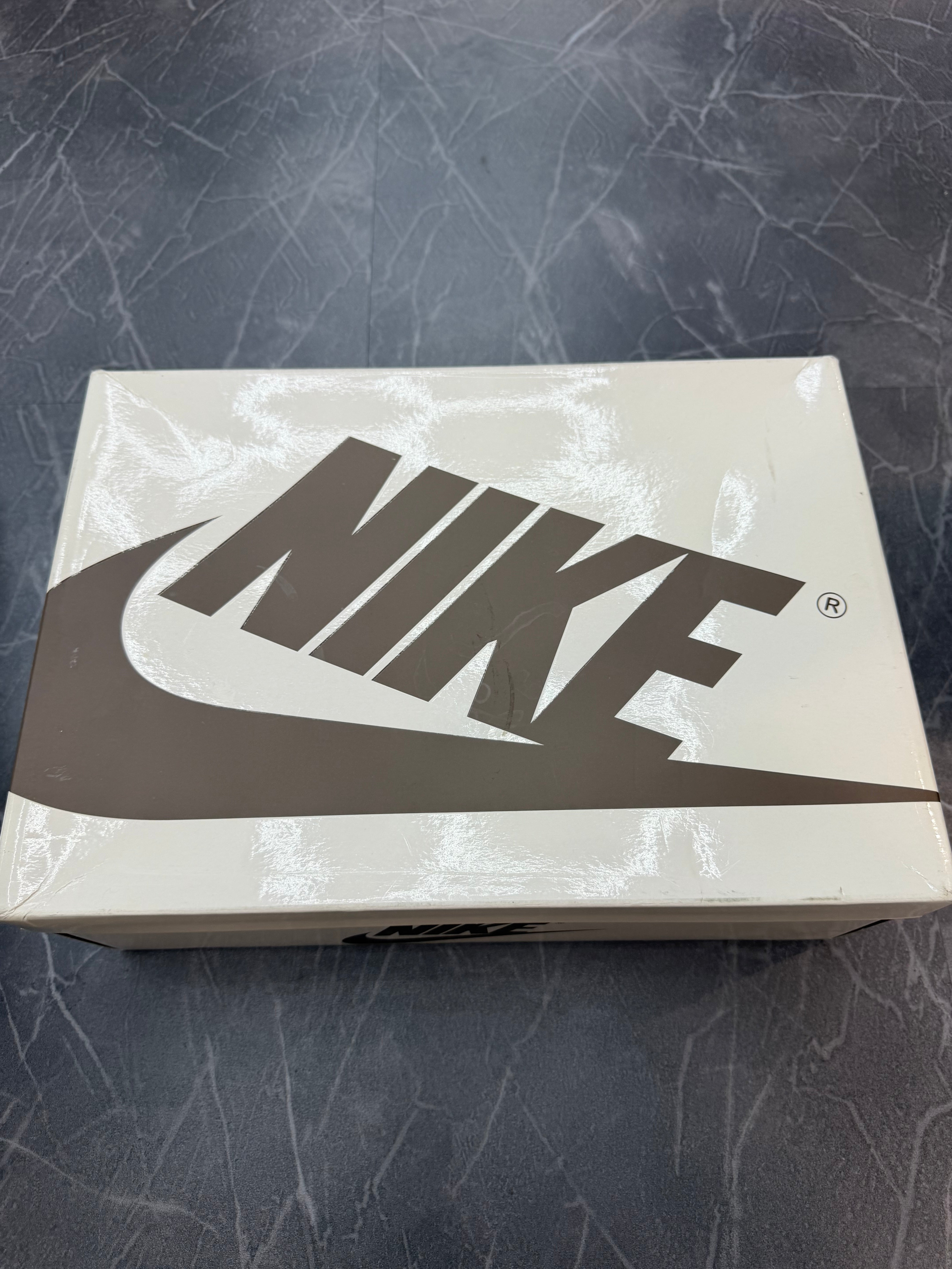Jordan 1 Low Travis Scott “Medium Olive”