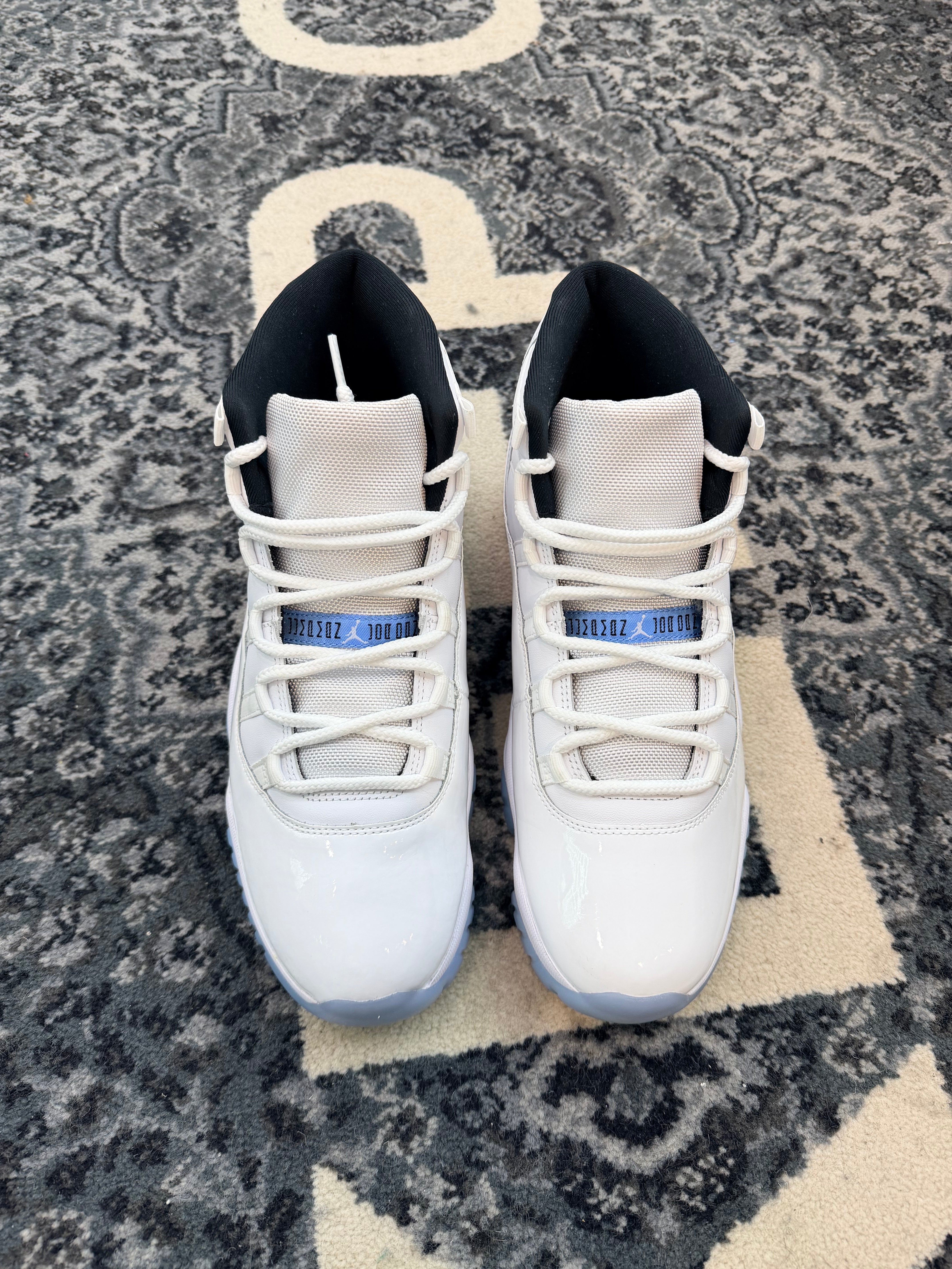 Jordan 11 “Legend Blue”