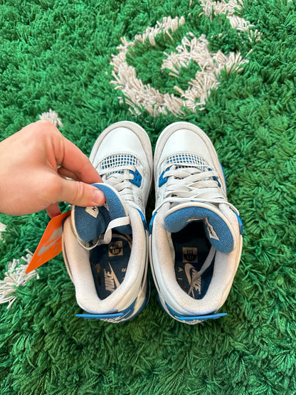 Jordan 4 “Military Blue”