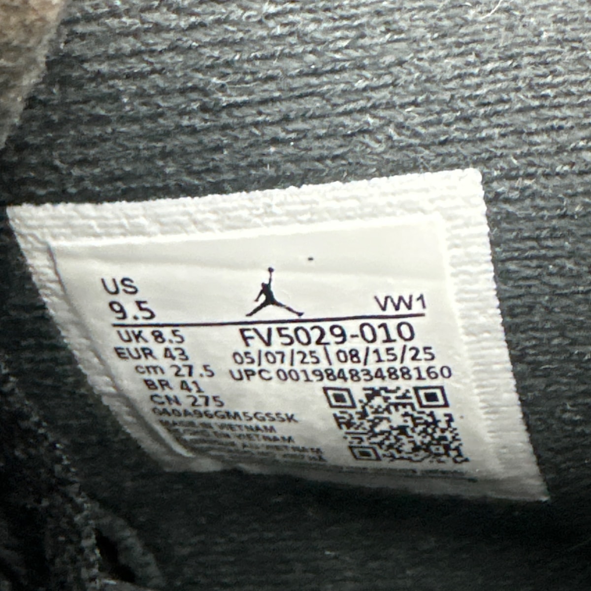 Jordan 4 Retro Black Cat (2025) - Image 4