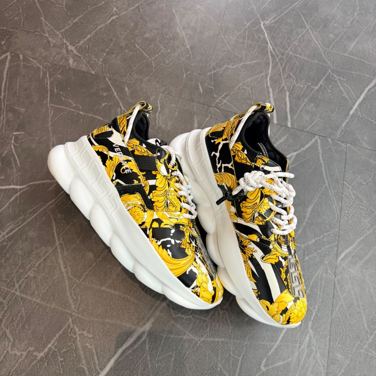 Versace Chain Reaction Gold (Size 46) (VNDS)