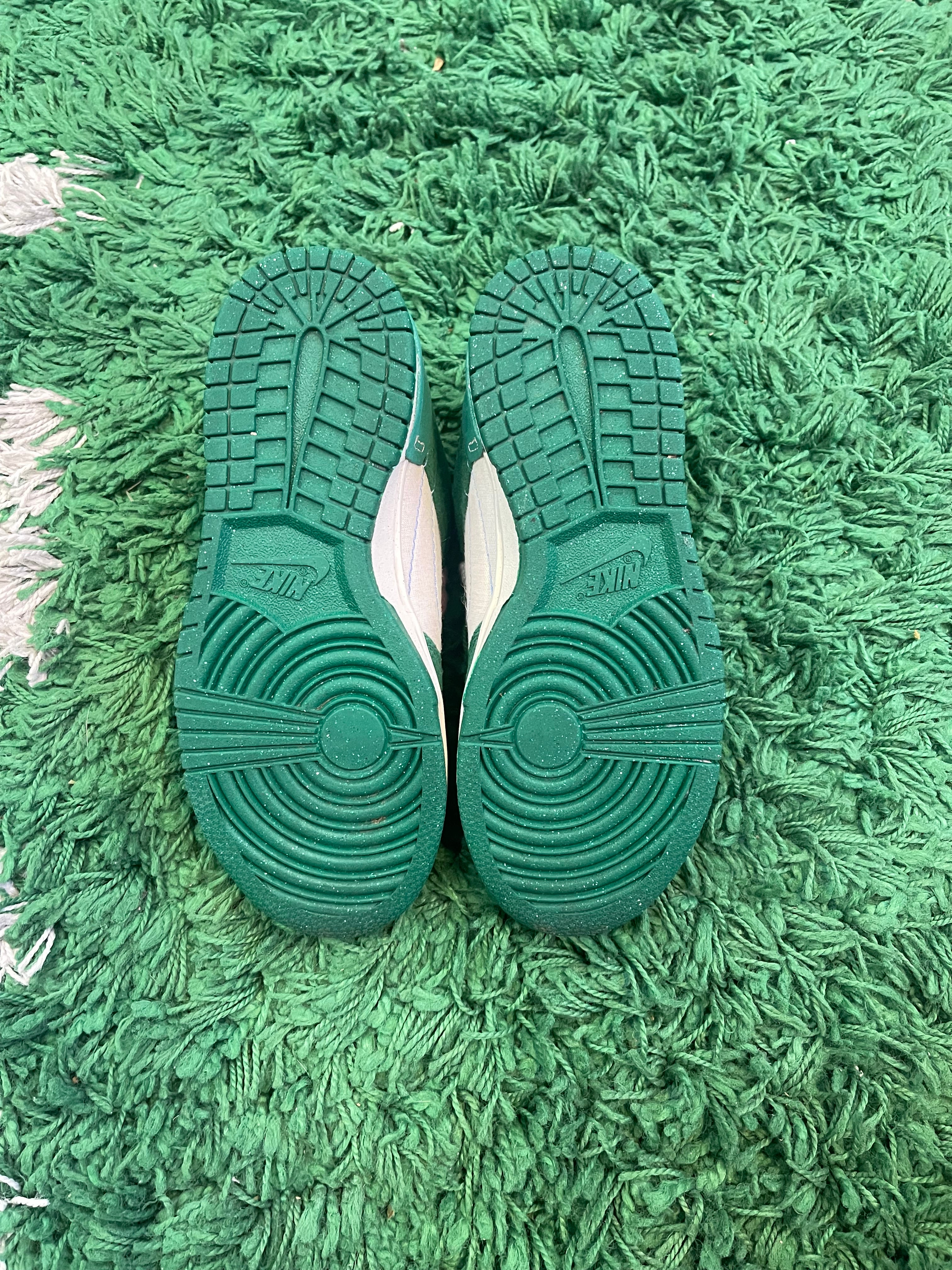 Nike Dunk “Phantom University Blue”