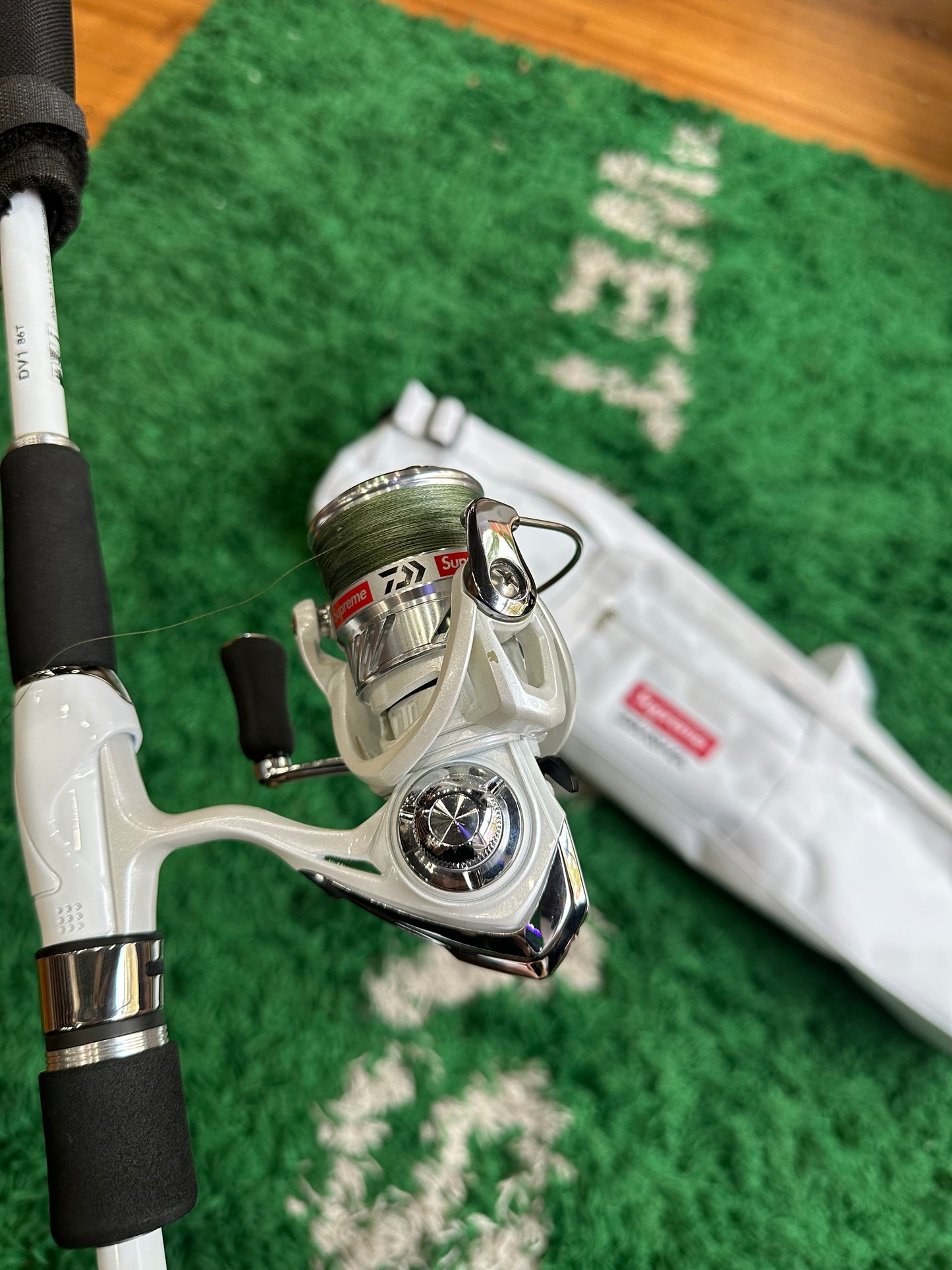Supreme Daiwa DV1 Fishing Rod & Reel