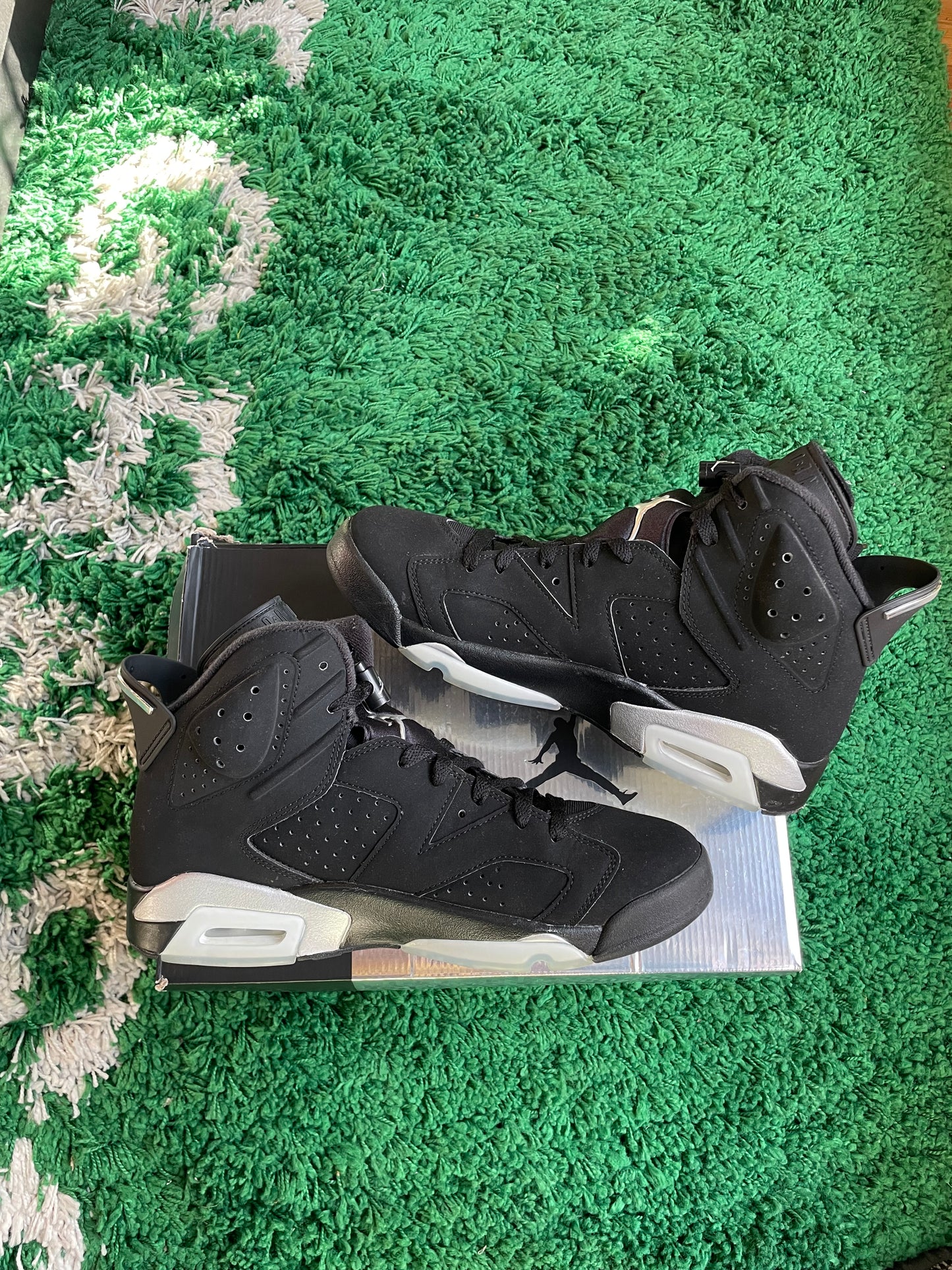 Jordan 6 “Chrome”