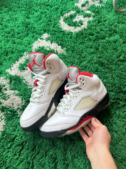 Jordan 5 “Fire Red” (2020)