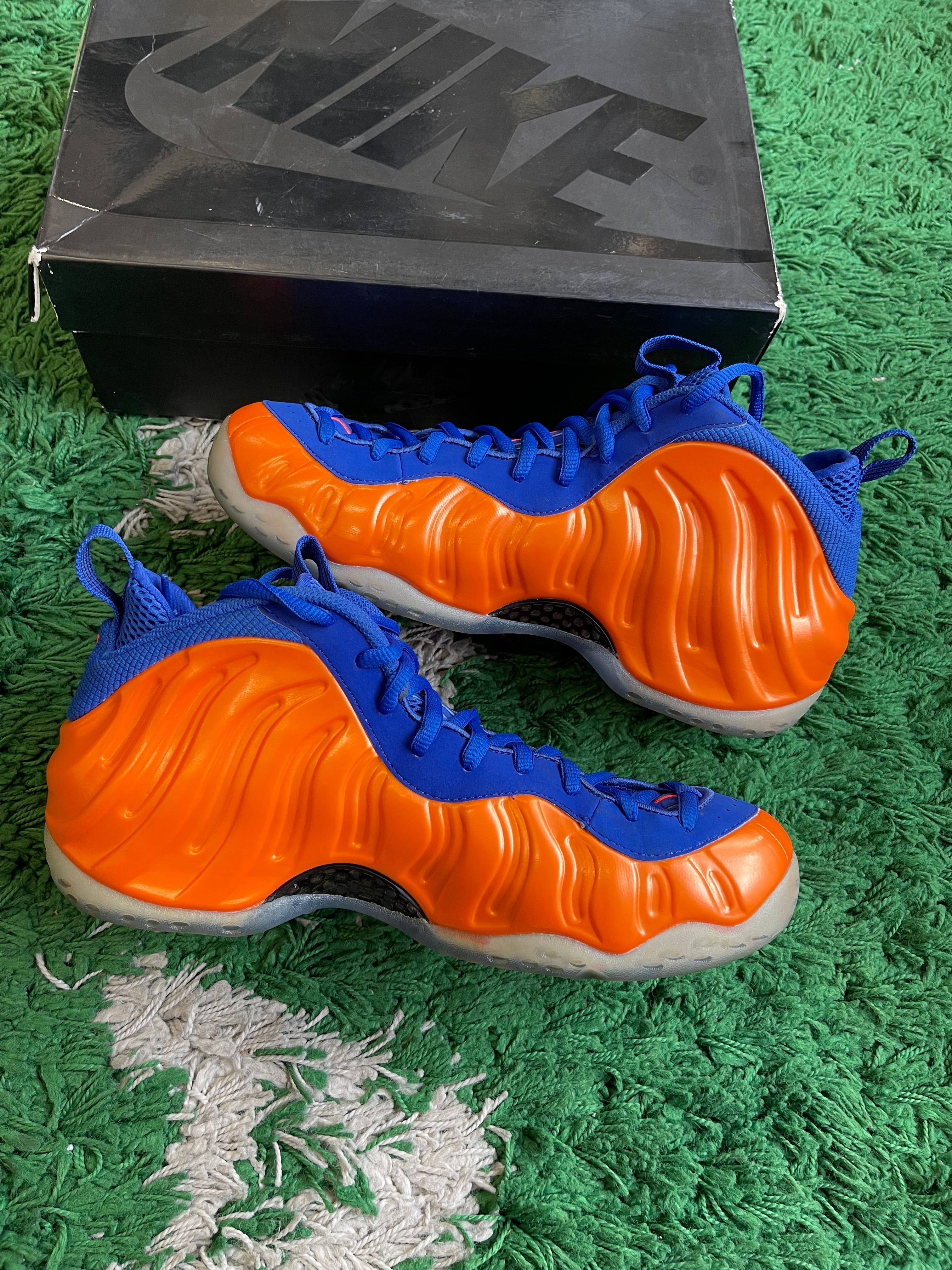 Nike Foamposite One “Knicks”