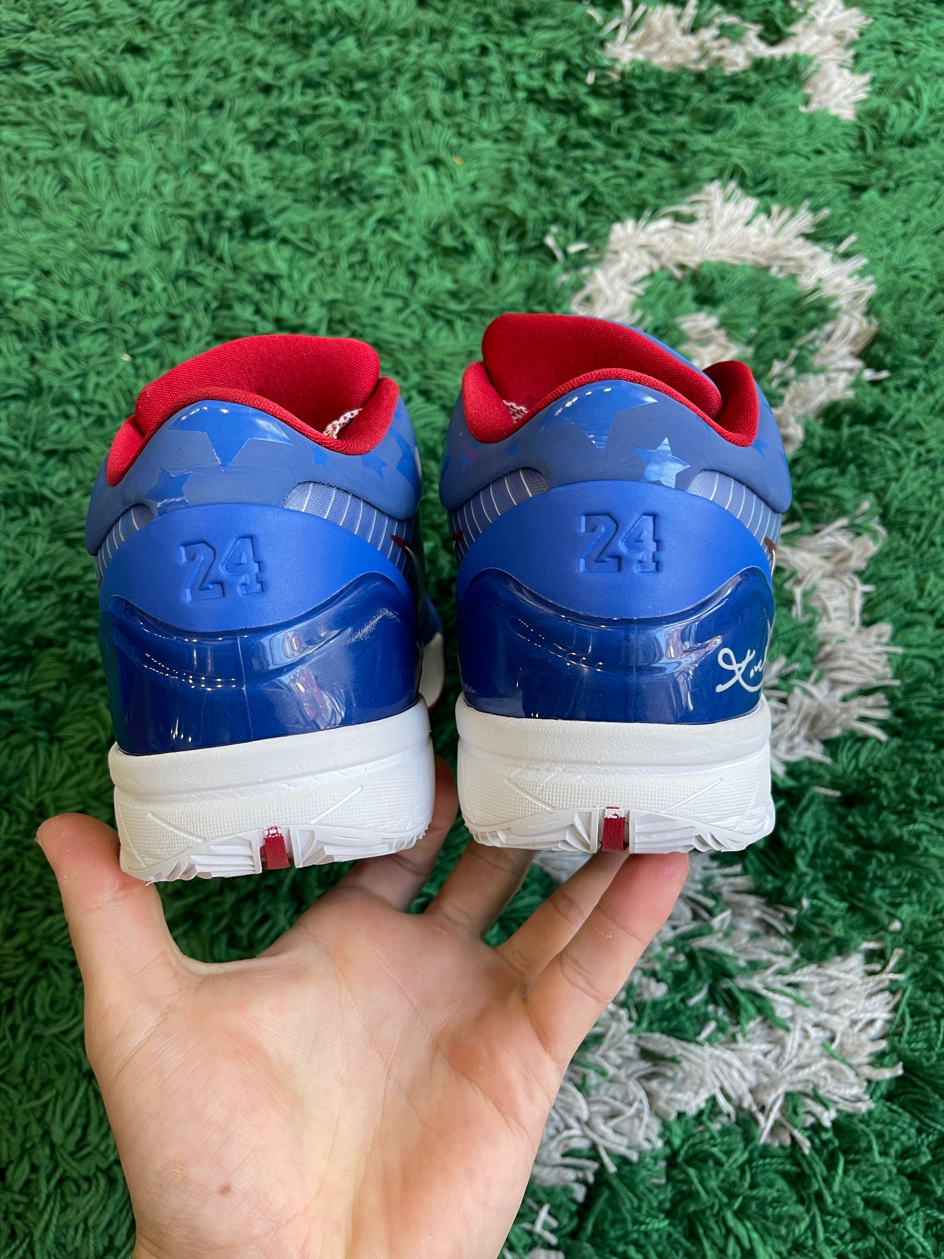 Kobe 4 Protro “Philly”