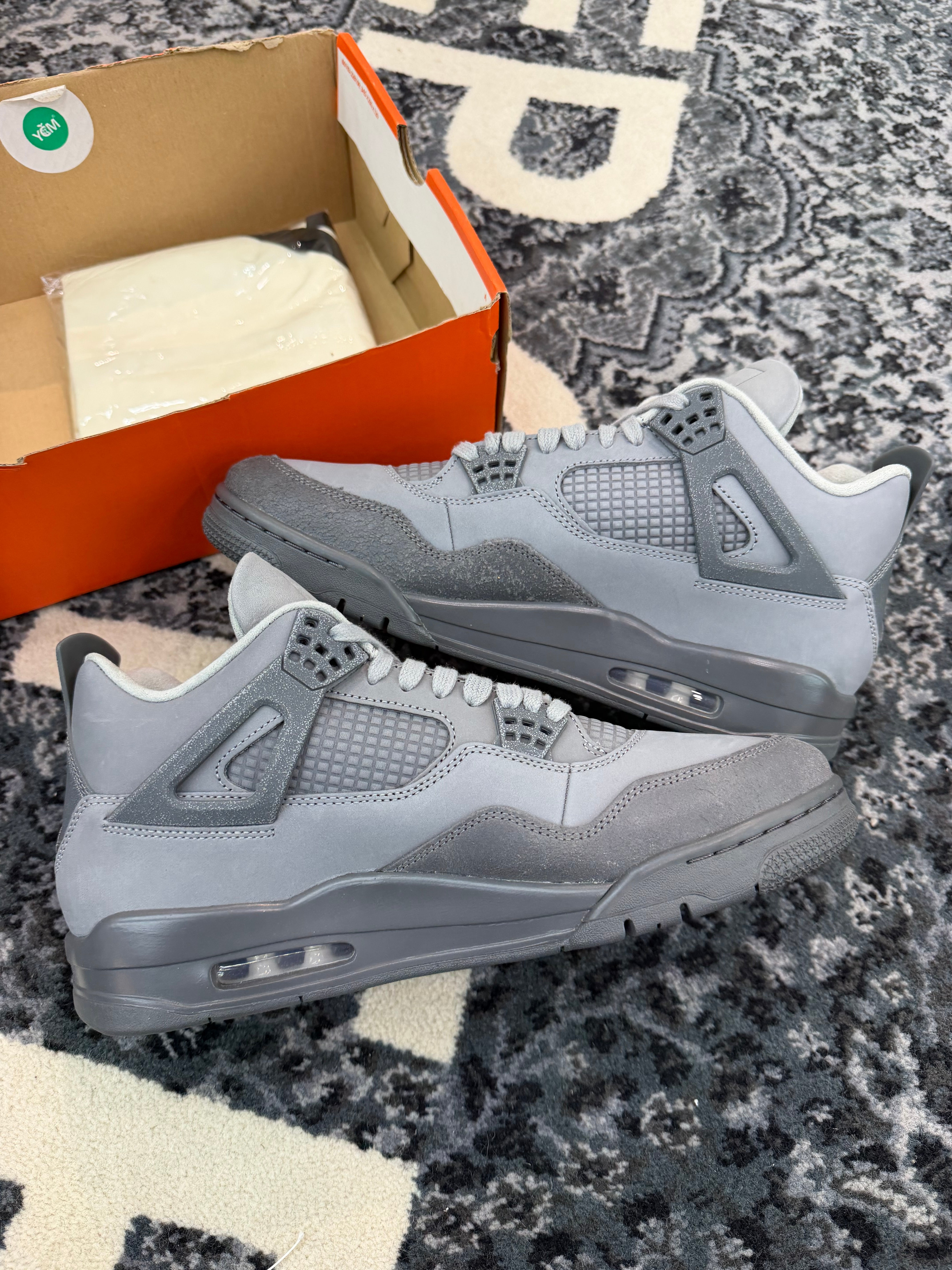 Jordan 4 “Wet Cement”