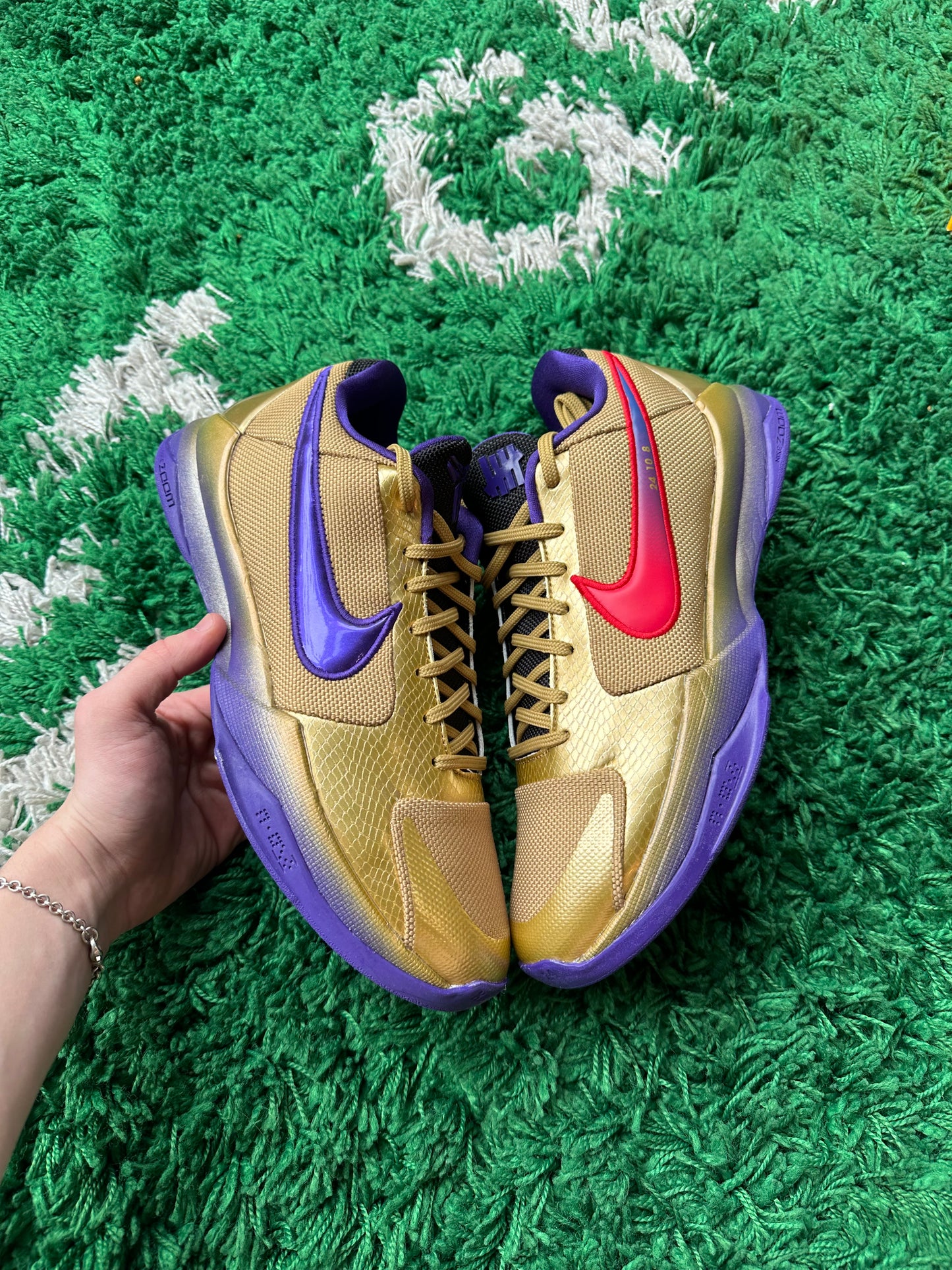 Kobe 5 Protro x Undefeated “Hall of Fame”