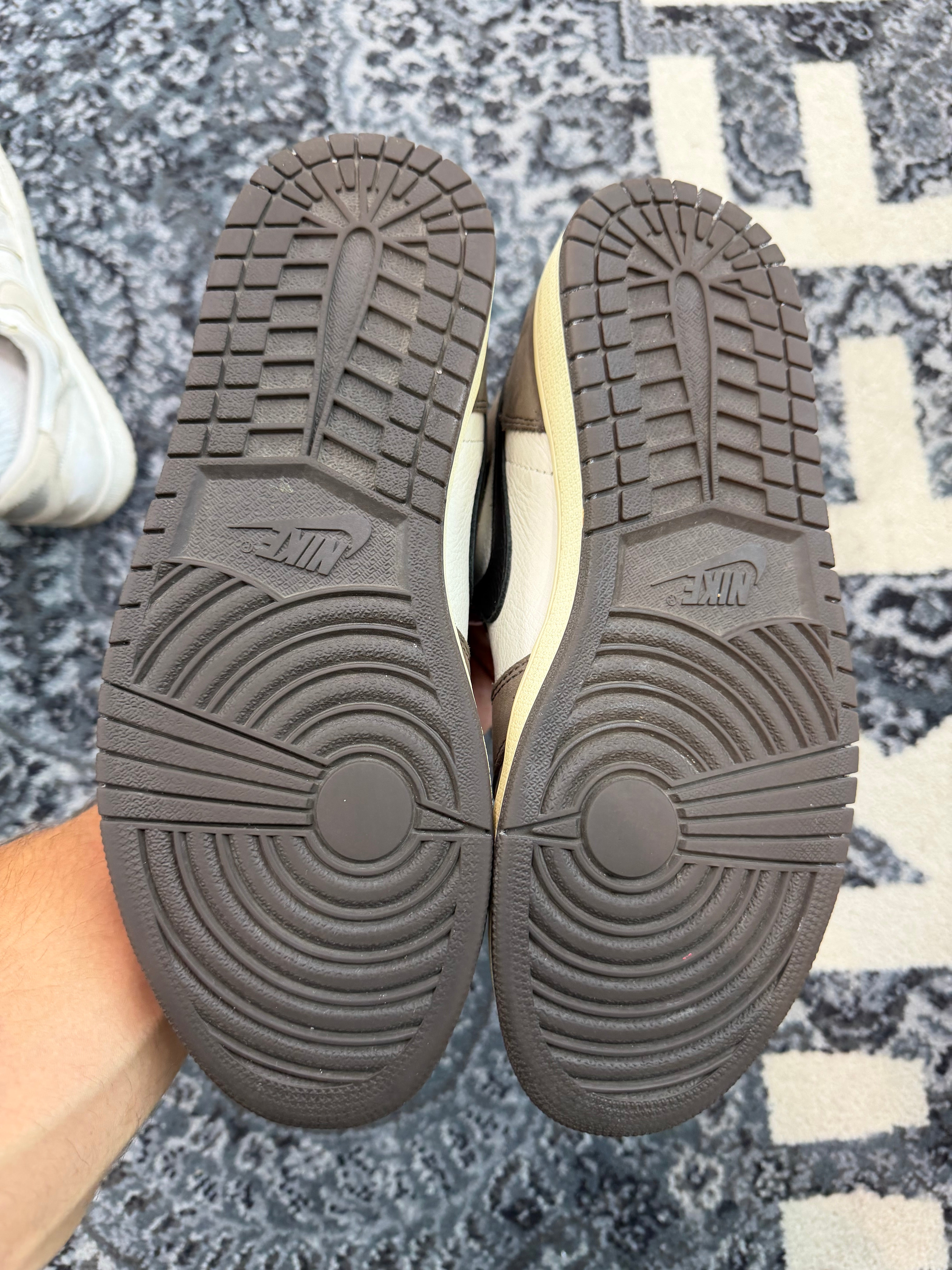Jordan 1 Travis Scott High “Mocha”